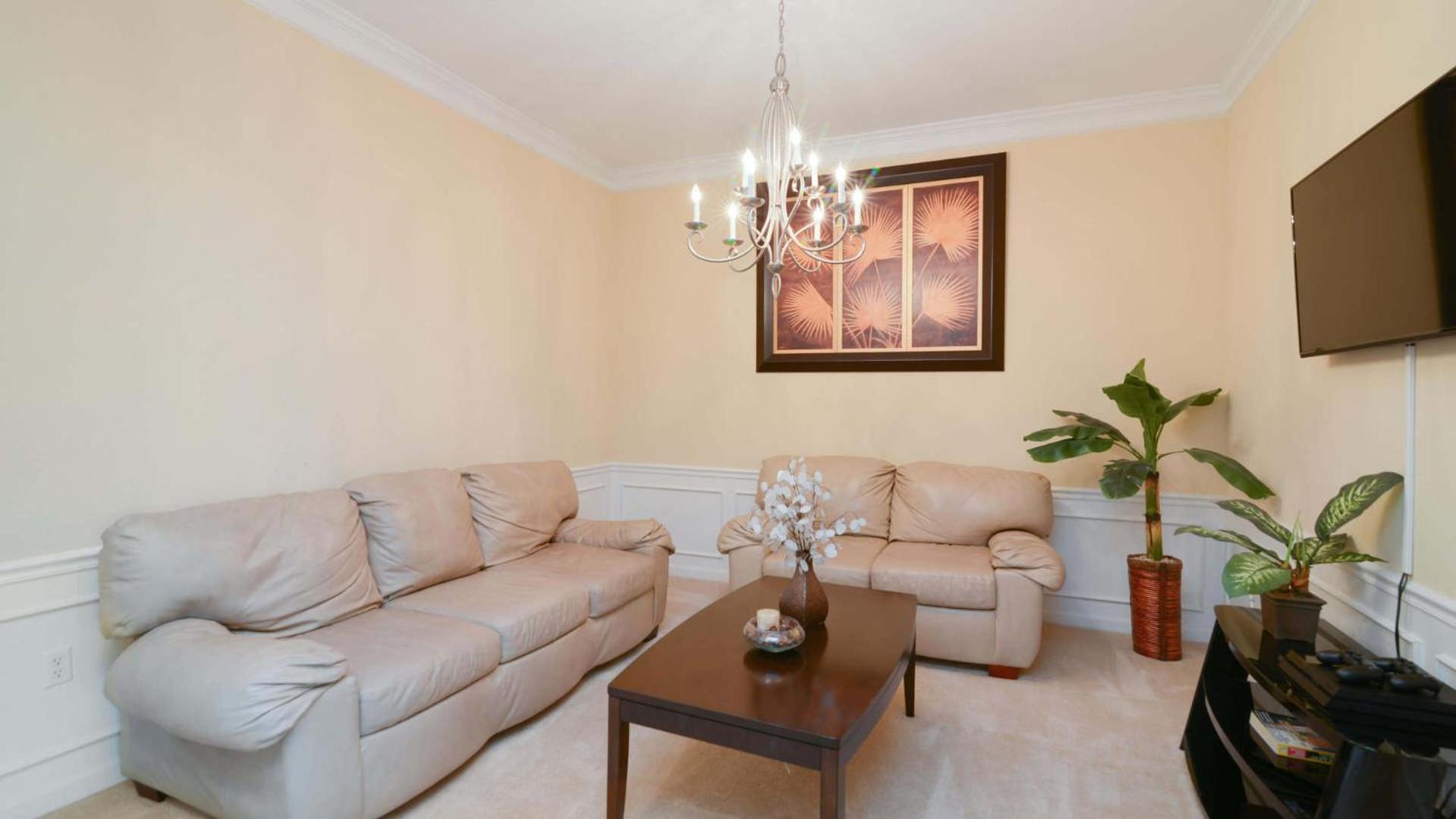 Chantilly Condo - closer to Disney and Universal