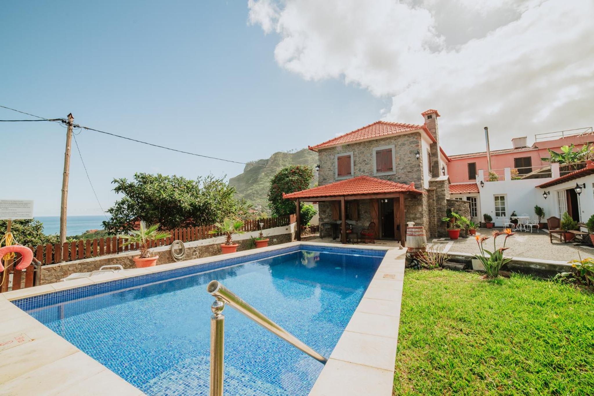 Villa Matta by Amazing Madeira view 2