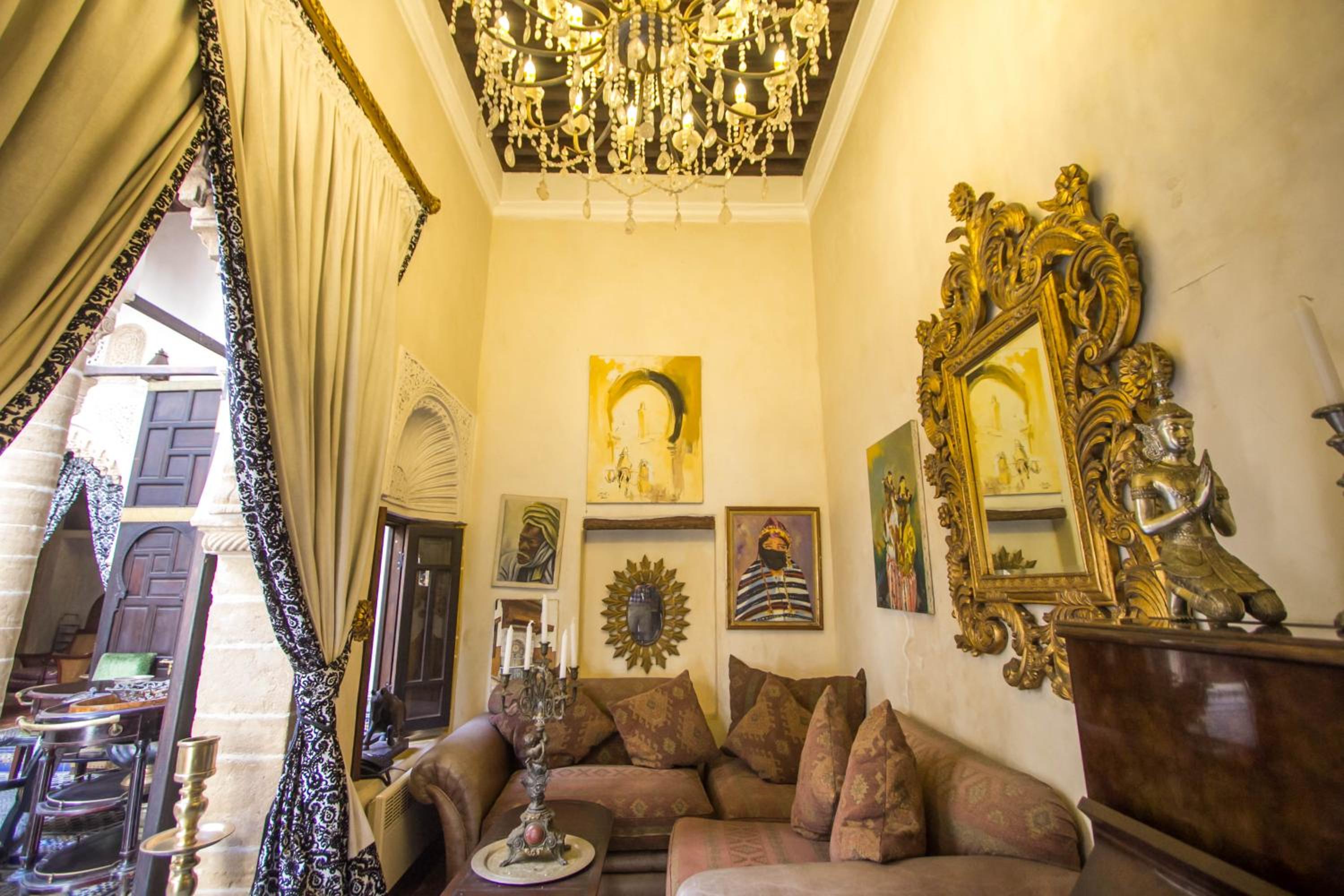 lounge