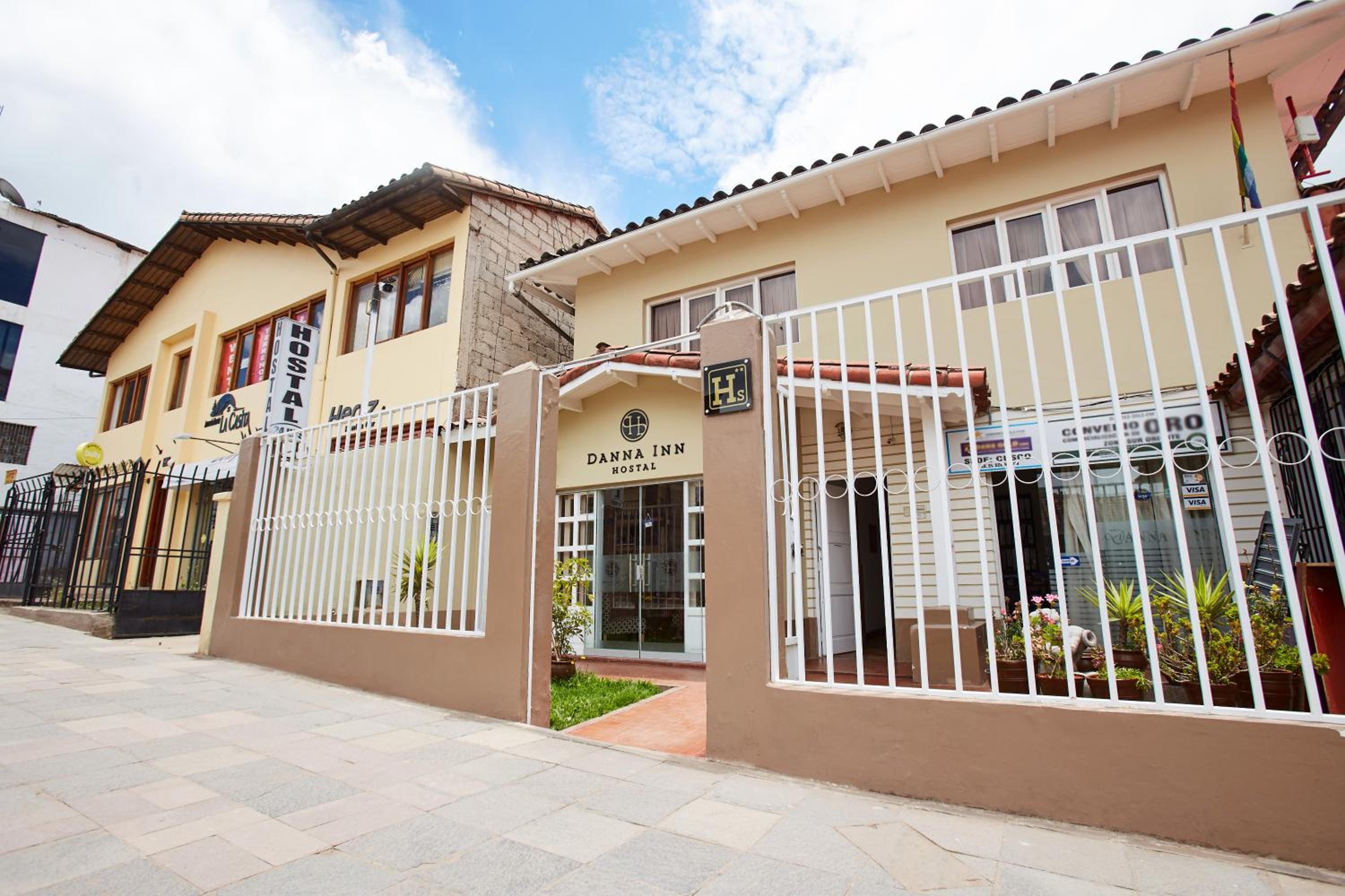Hostal Danna Inn