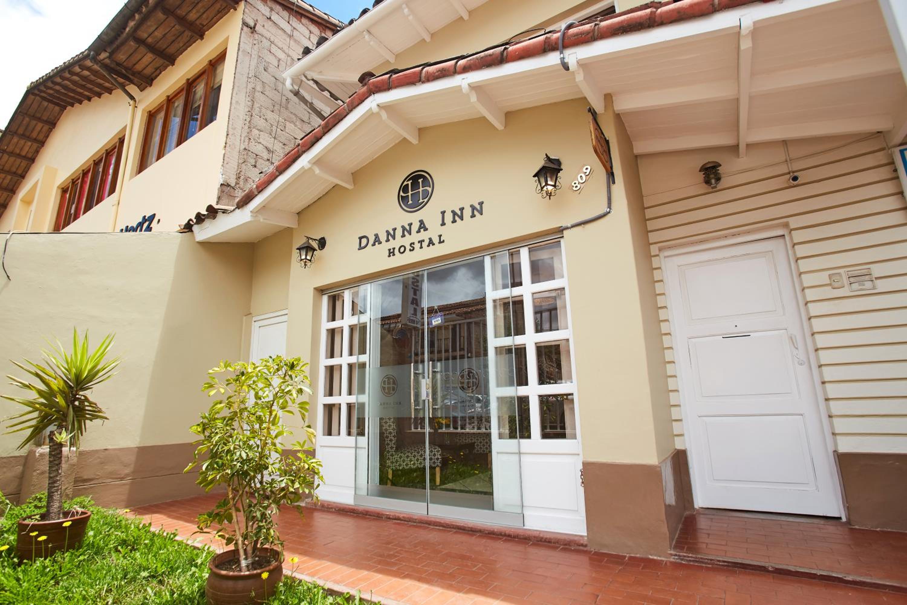 Hostal Danna Inn