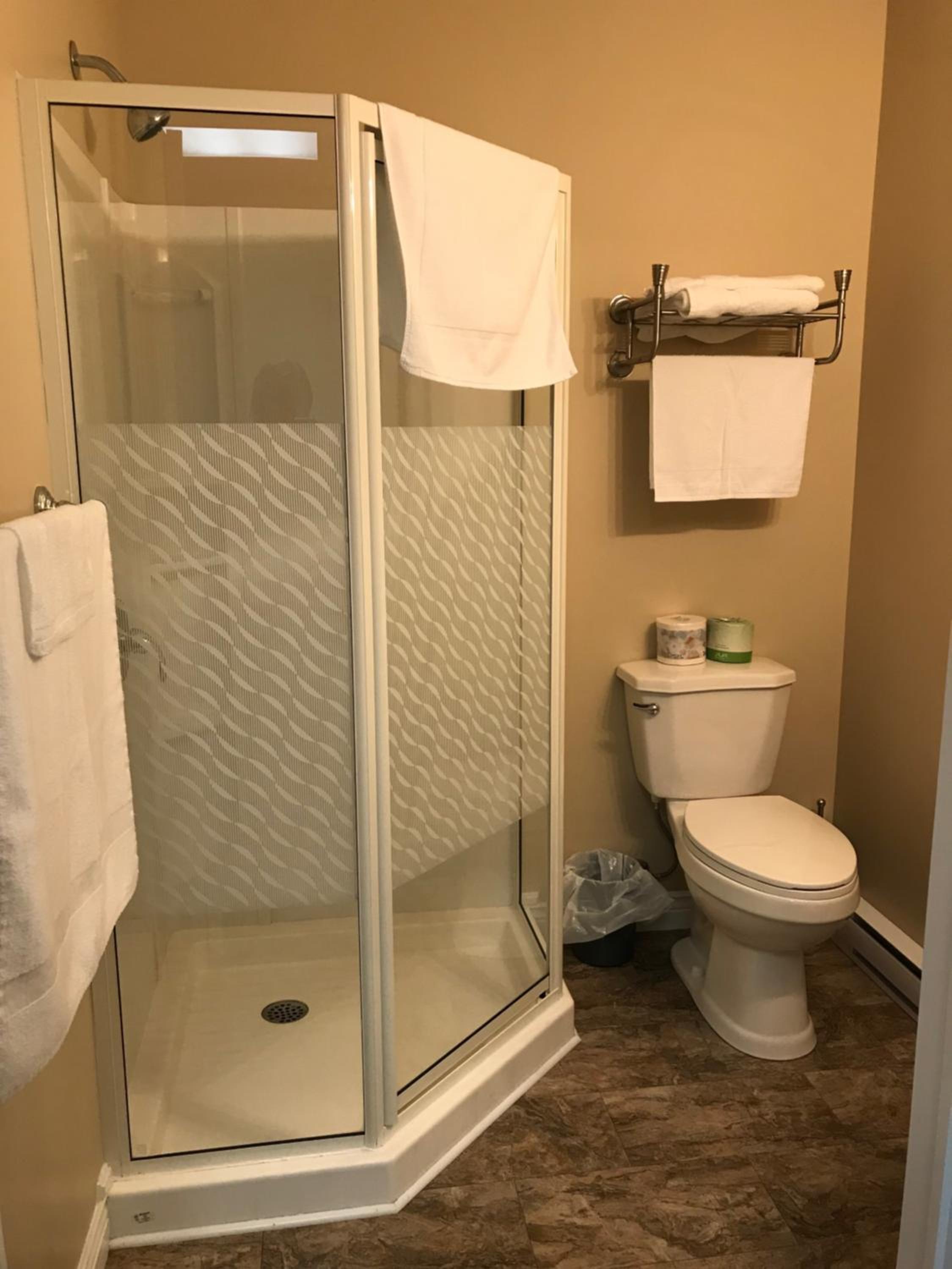 Riverview Suites