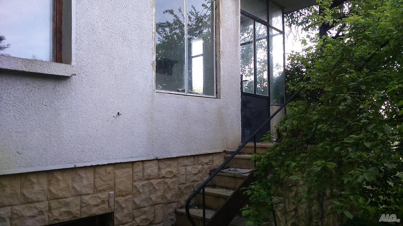 вилна зона Златни пясъци, спирка Ален мак