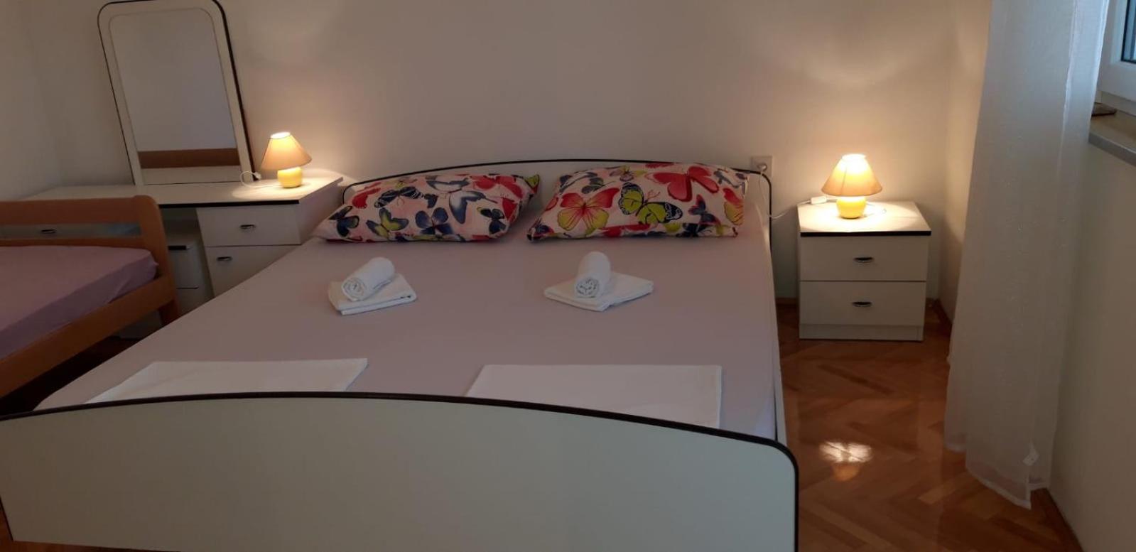 Apartment Ana Skale