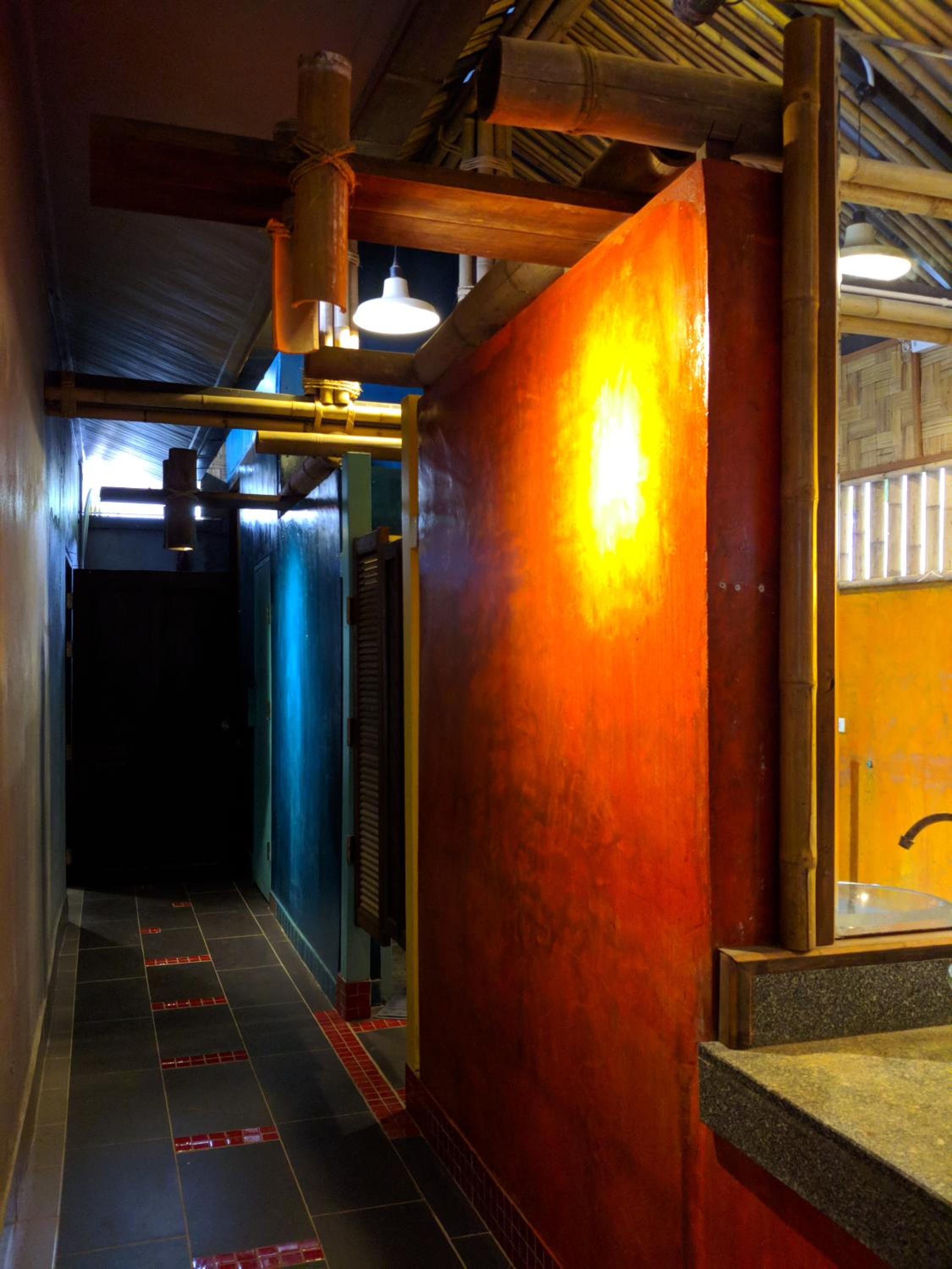 Aha Lanta Cozy Hostel
