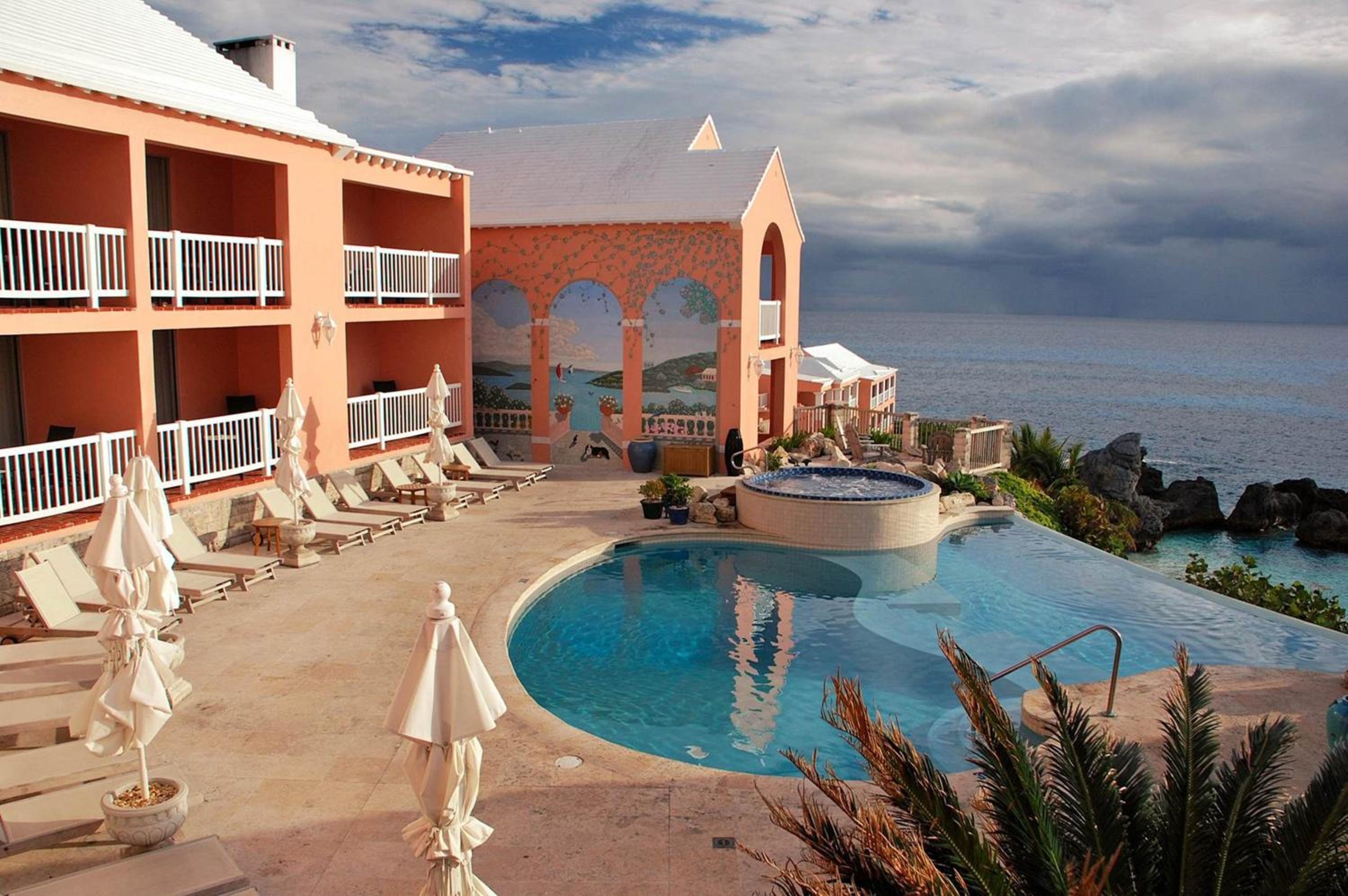 Bermuda Vacations - The Reefs Resort and Club - Property Image 4