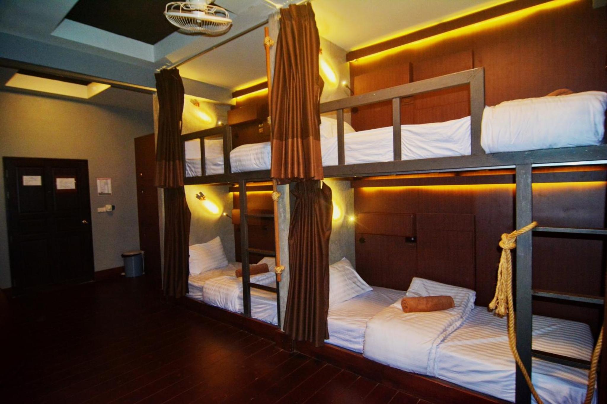 Aha Lanta Cozy Hostel