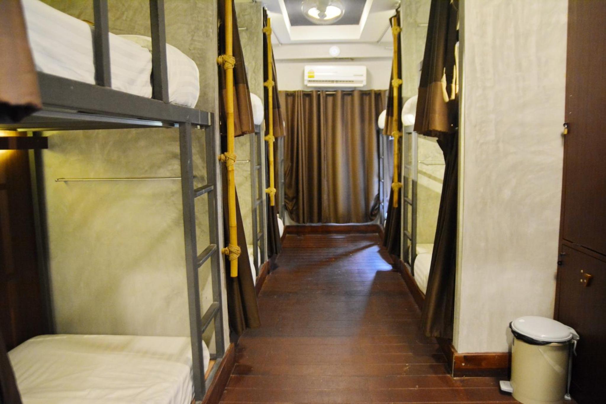 Aha Lanta Cozy Hostel