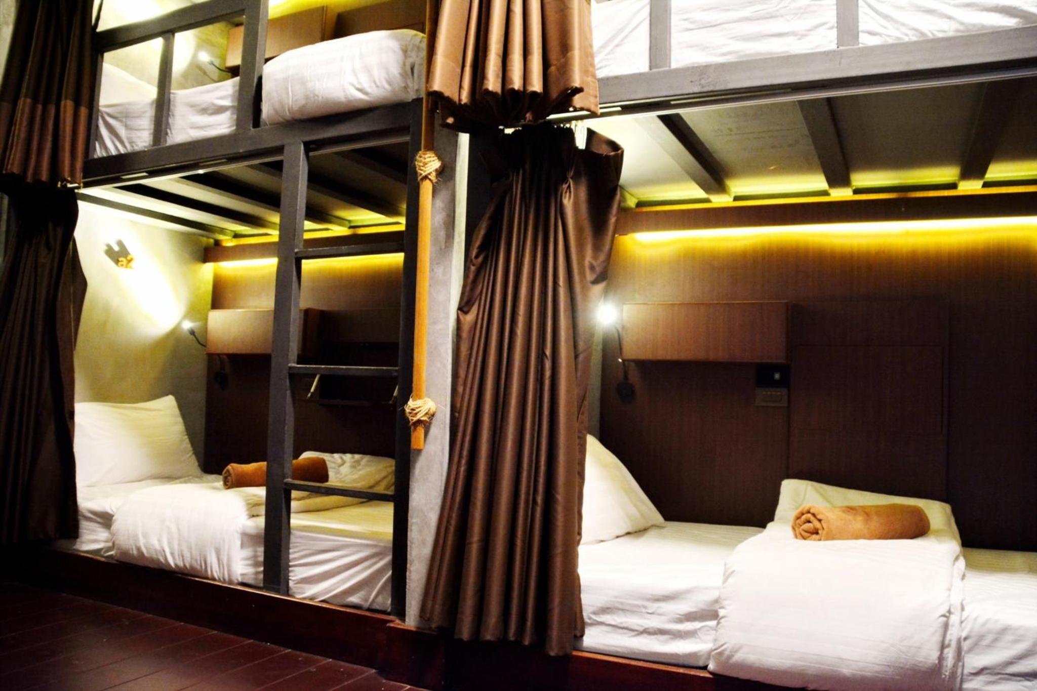 Aha Lanta Cozy Hostel