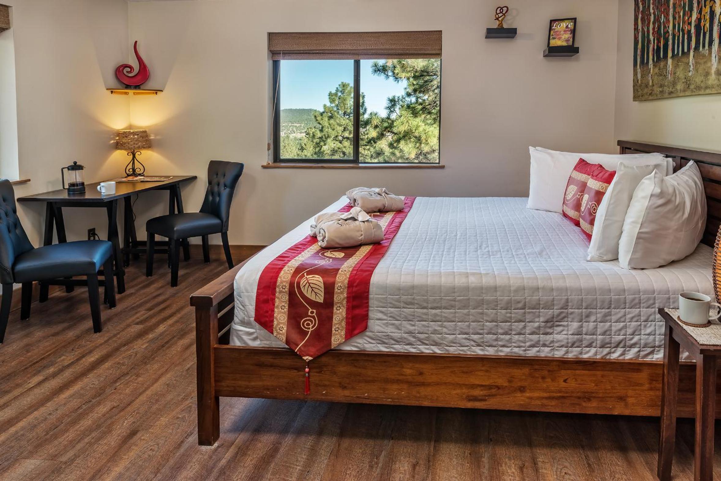 Sheridan House Inn- Adult Only Accommodation