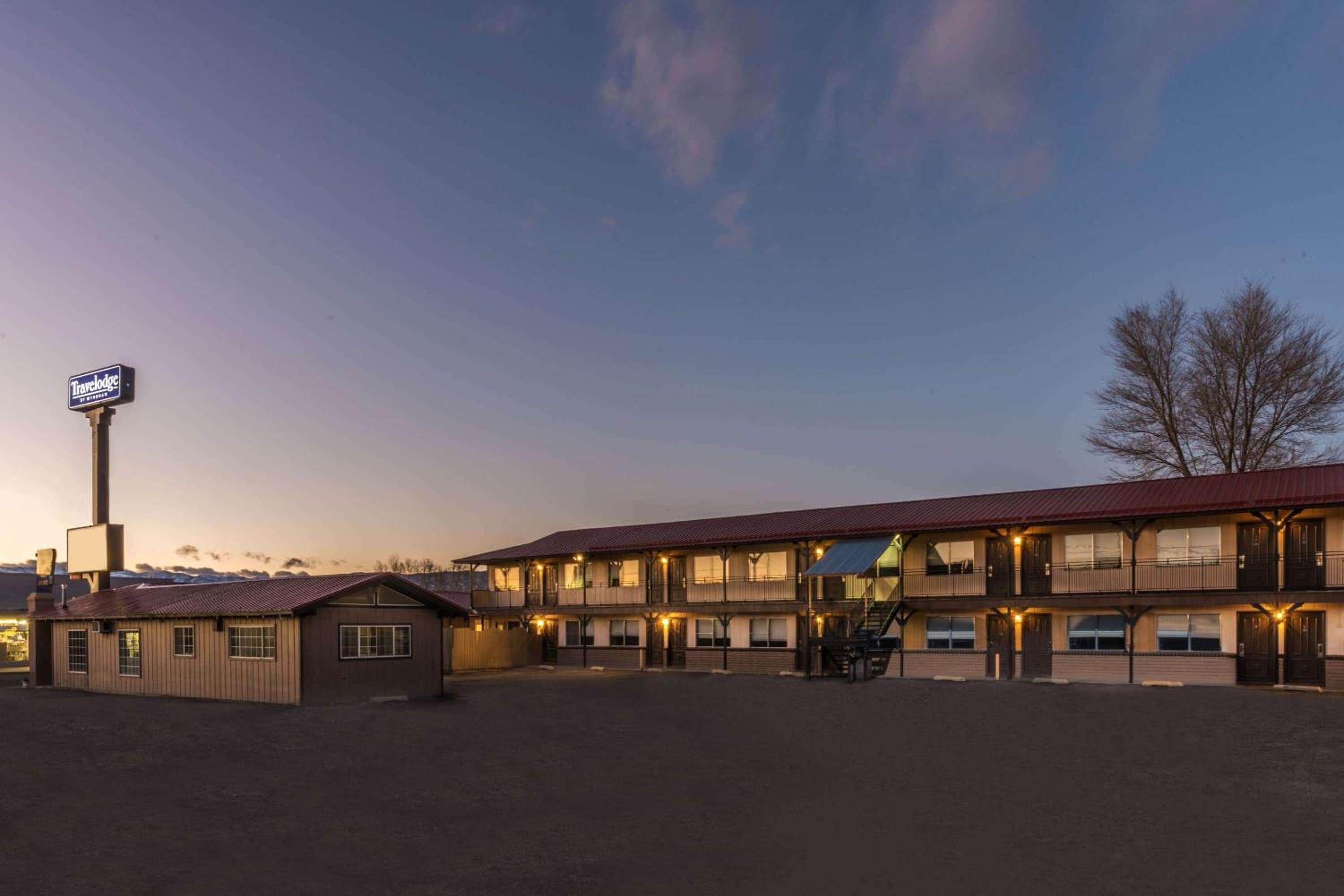 Salina Vacations - High Desert Inn - Property Image 2
