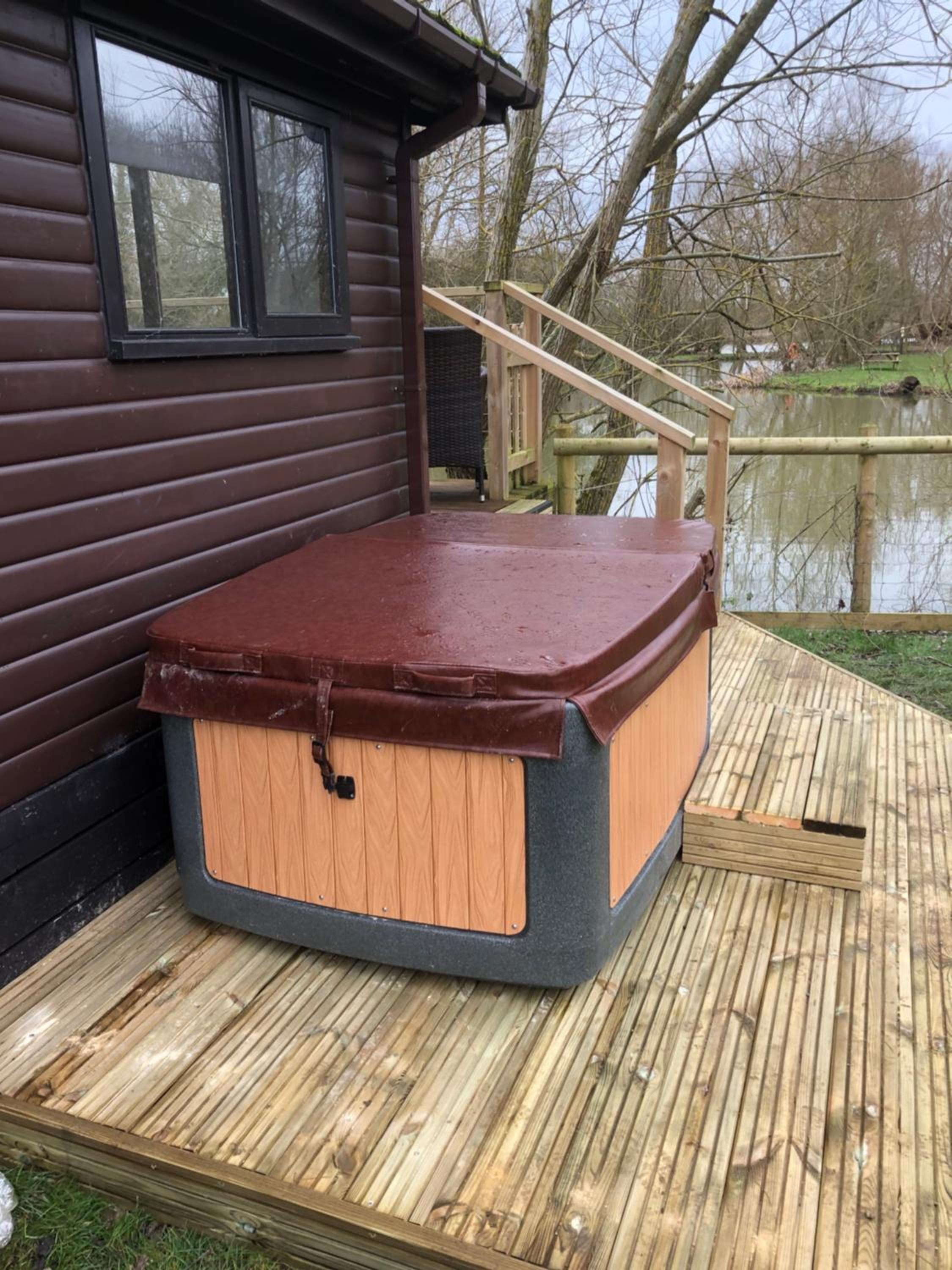 Fairwood Lakes Holiday Park