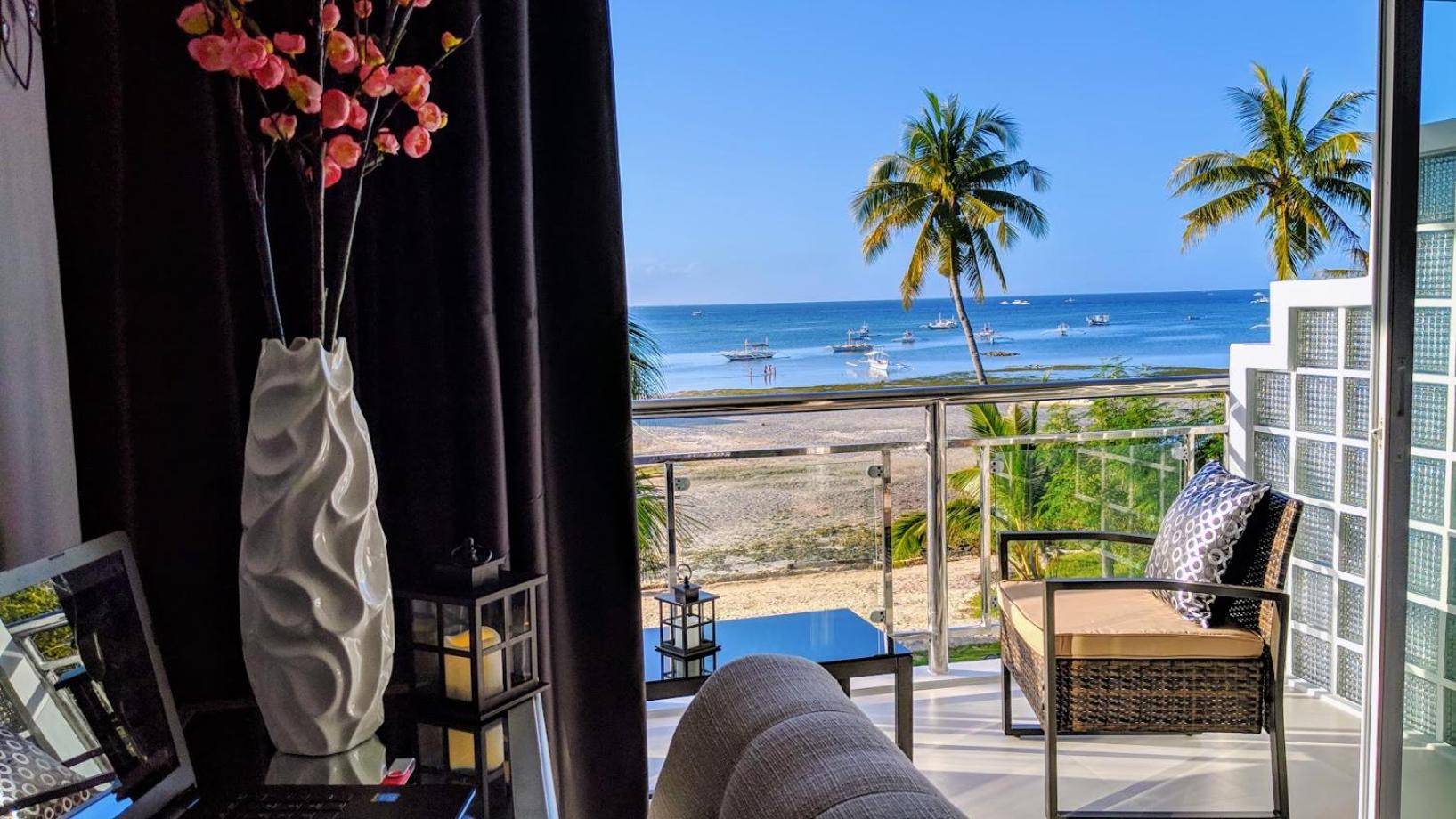 Bohol South Beach Hotel