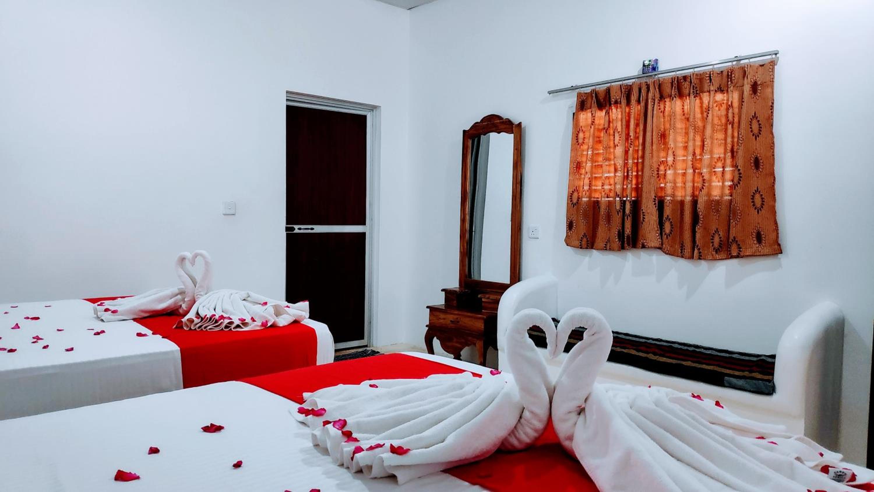 Roshanne Beach Resort, Kalpitiya