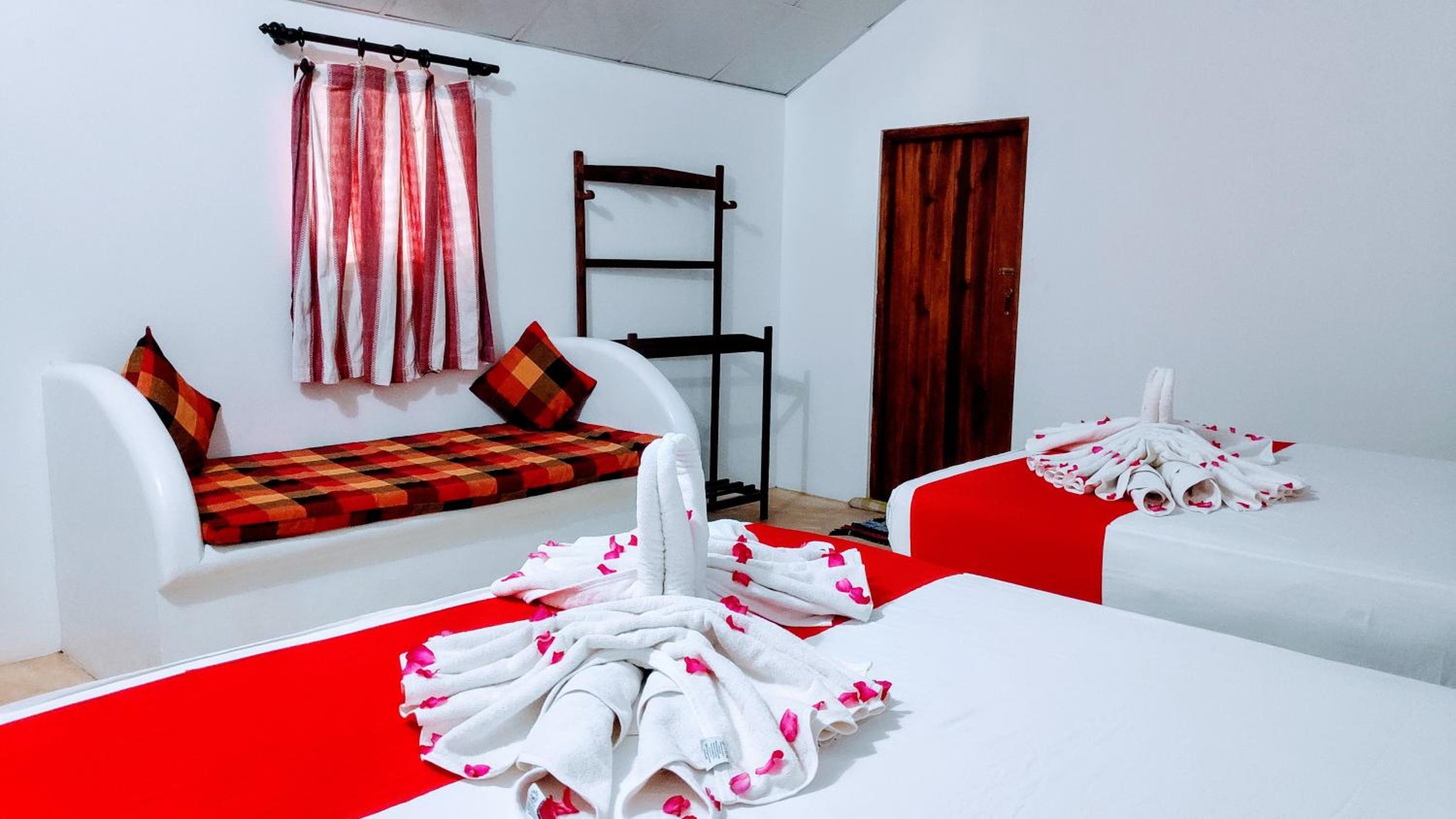 Roshanne Beach Resort, Kalpitiya