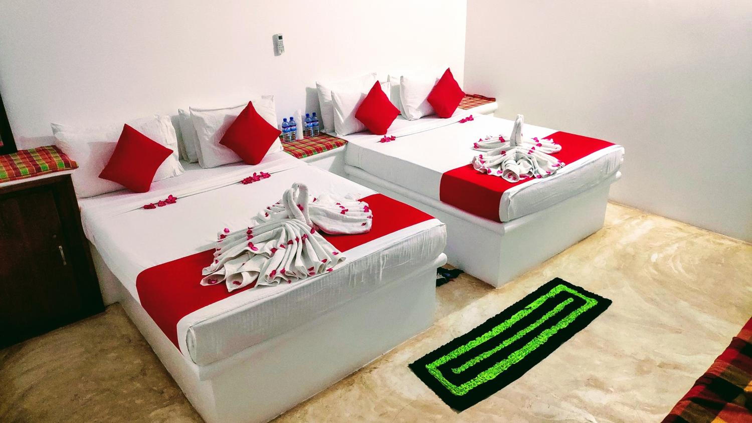 Roshanne Beach Resort, Kalpitiya