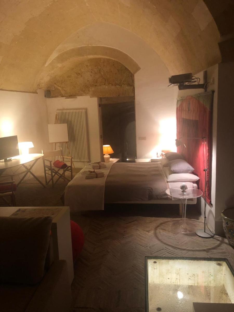 Gli Ipogei nel cuore di matera photo 3