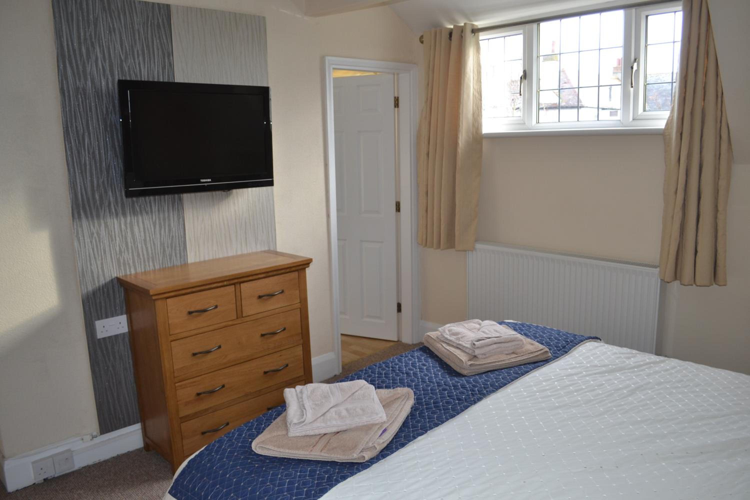 Sunnycroft view 4