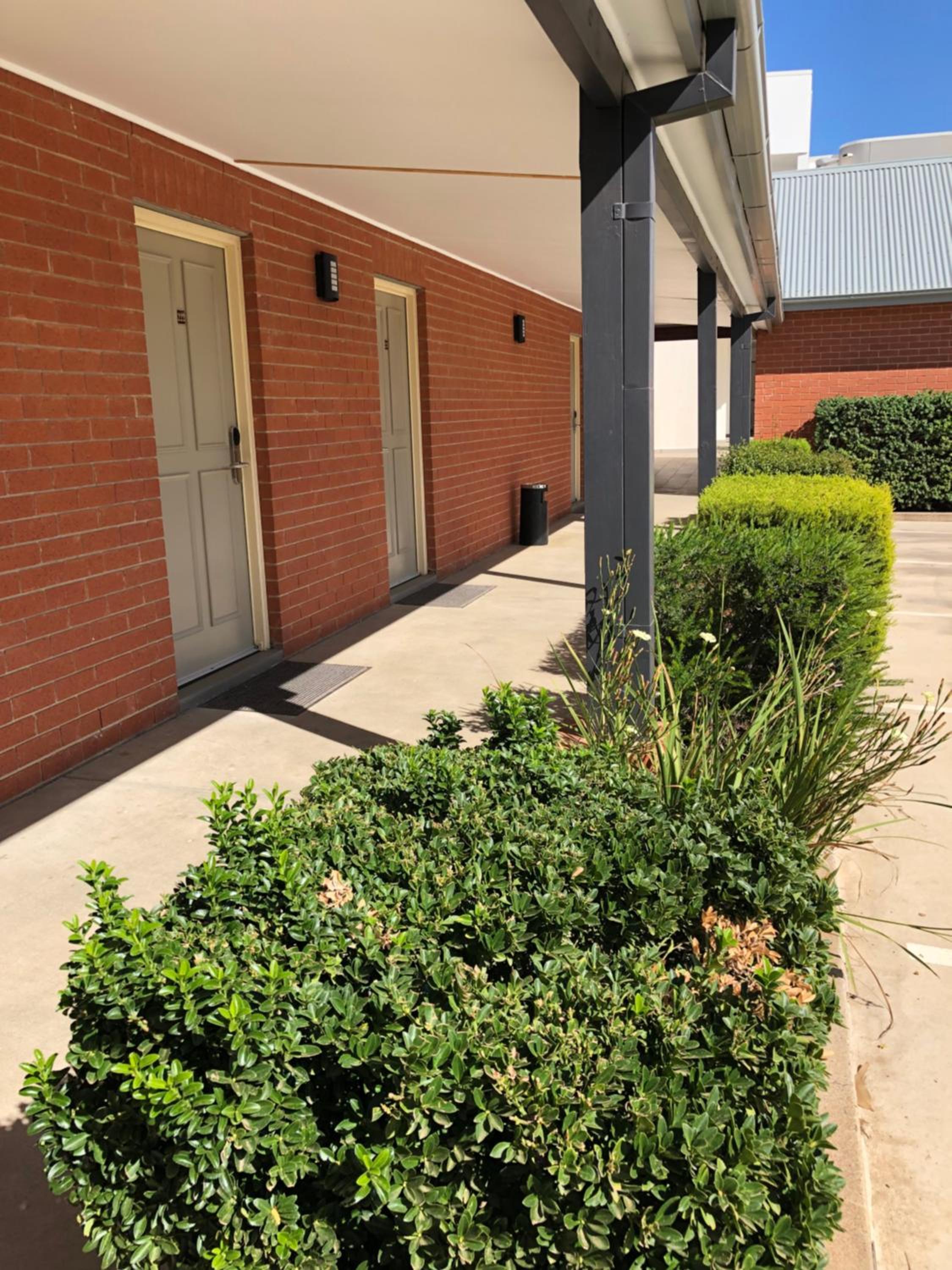 Young Federation Motor Inn and Services Club
