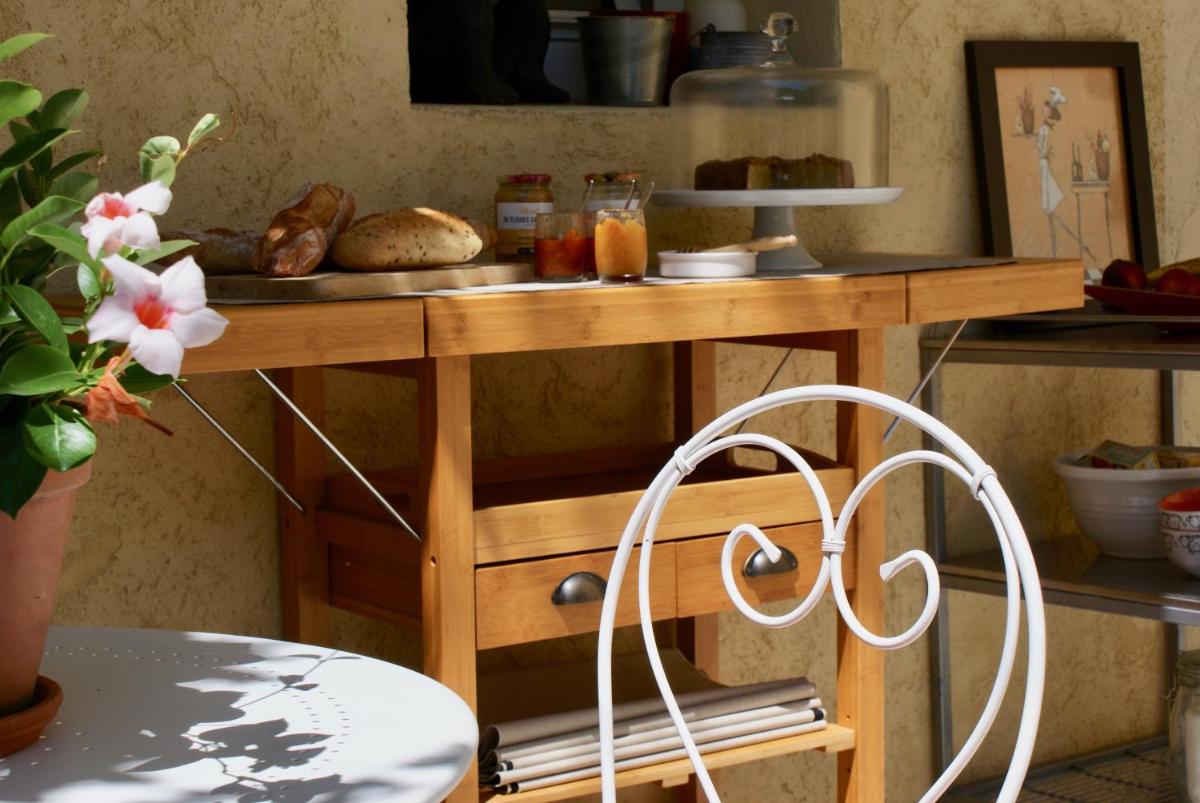 Montpellier Vacations - Couette et Cafe - Property Image 22