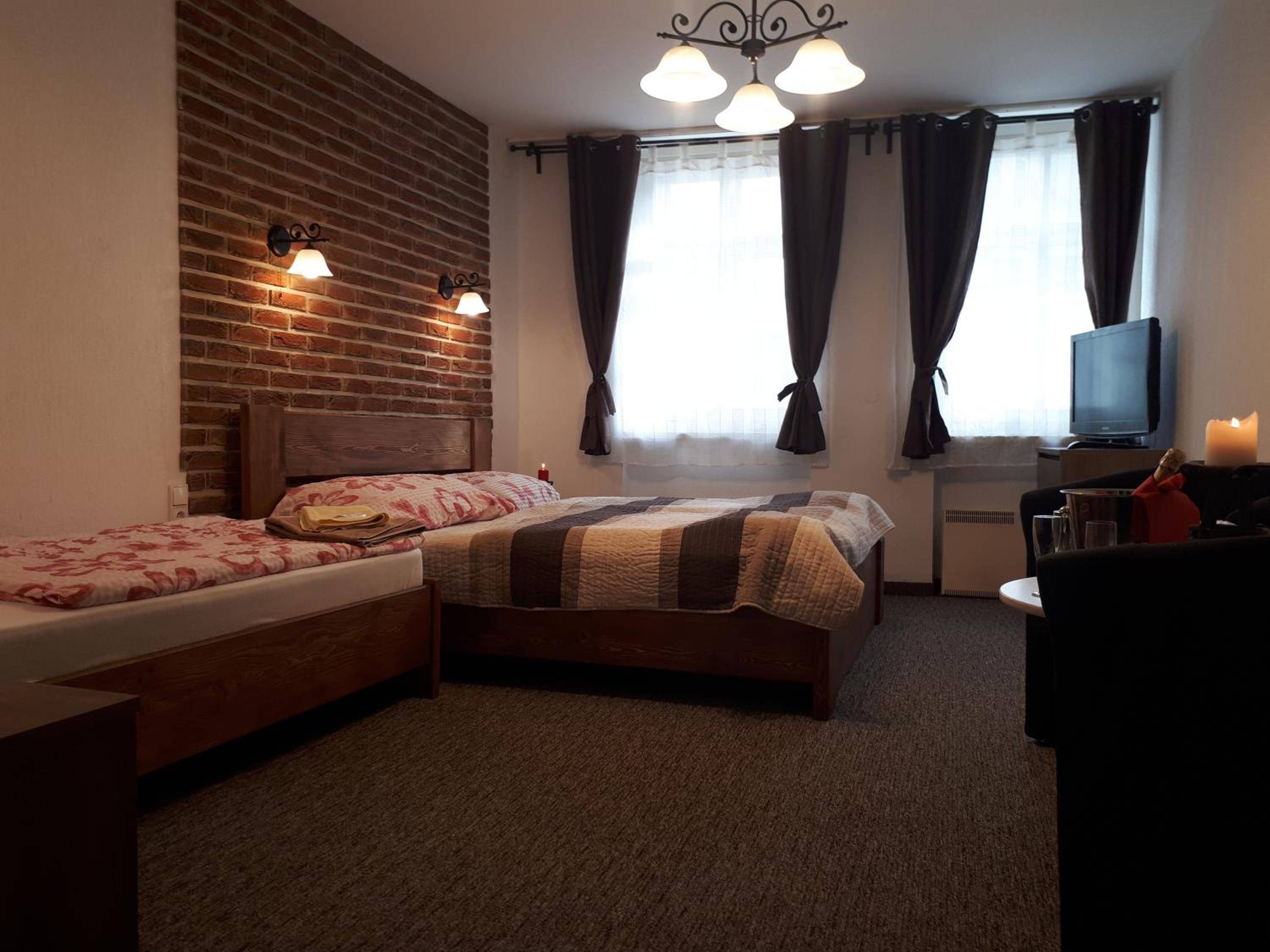 Penzion - Restaurant U Zámku