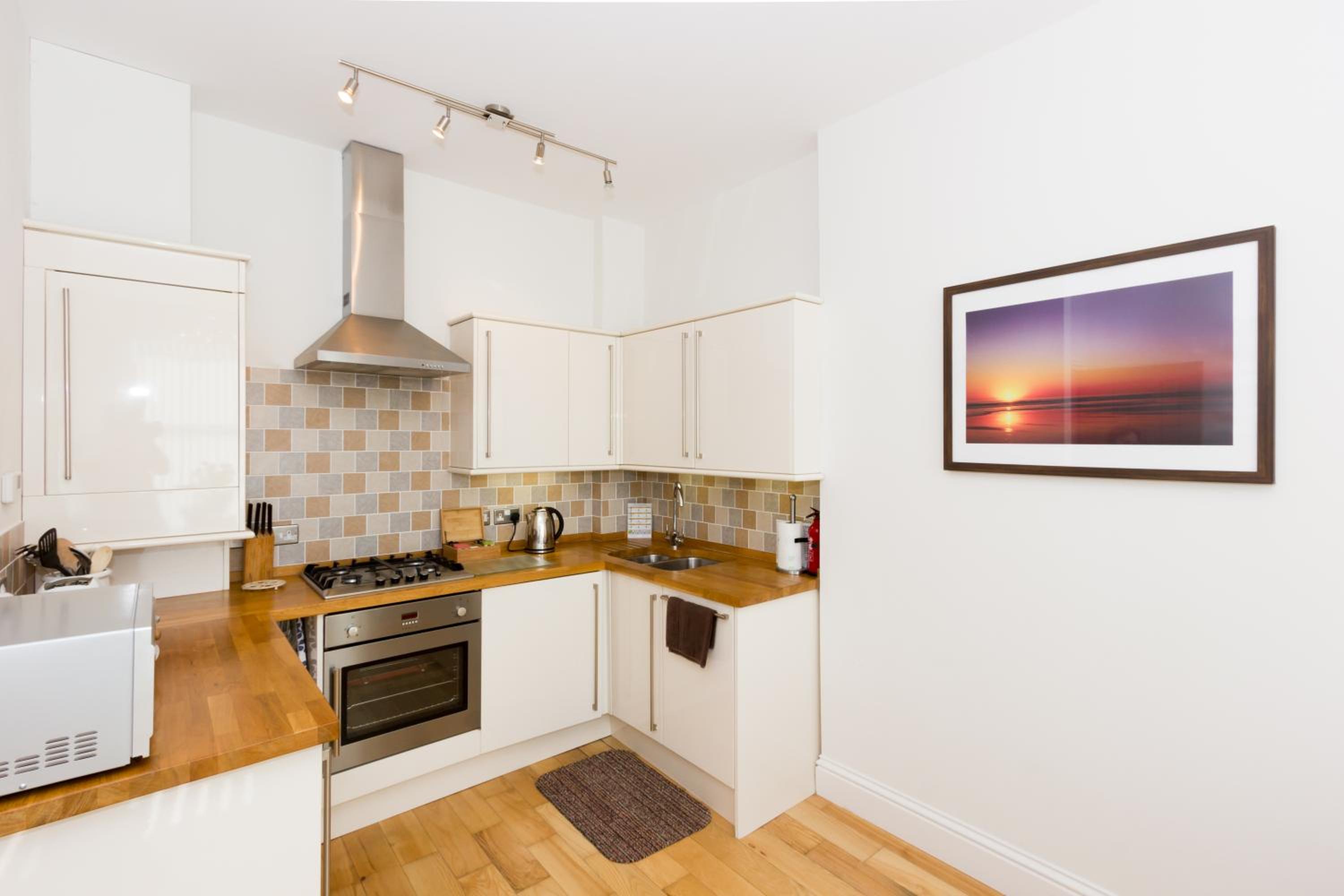 No. 1, Hambrough House view 5