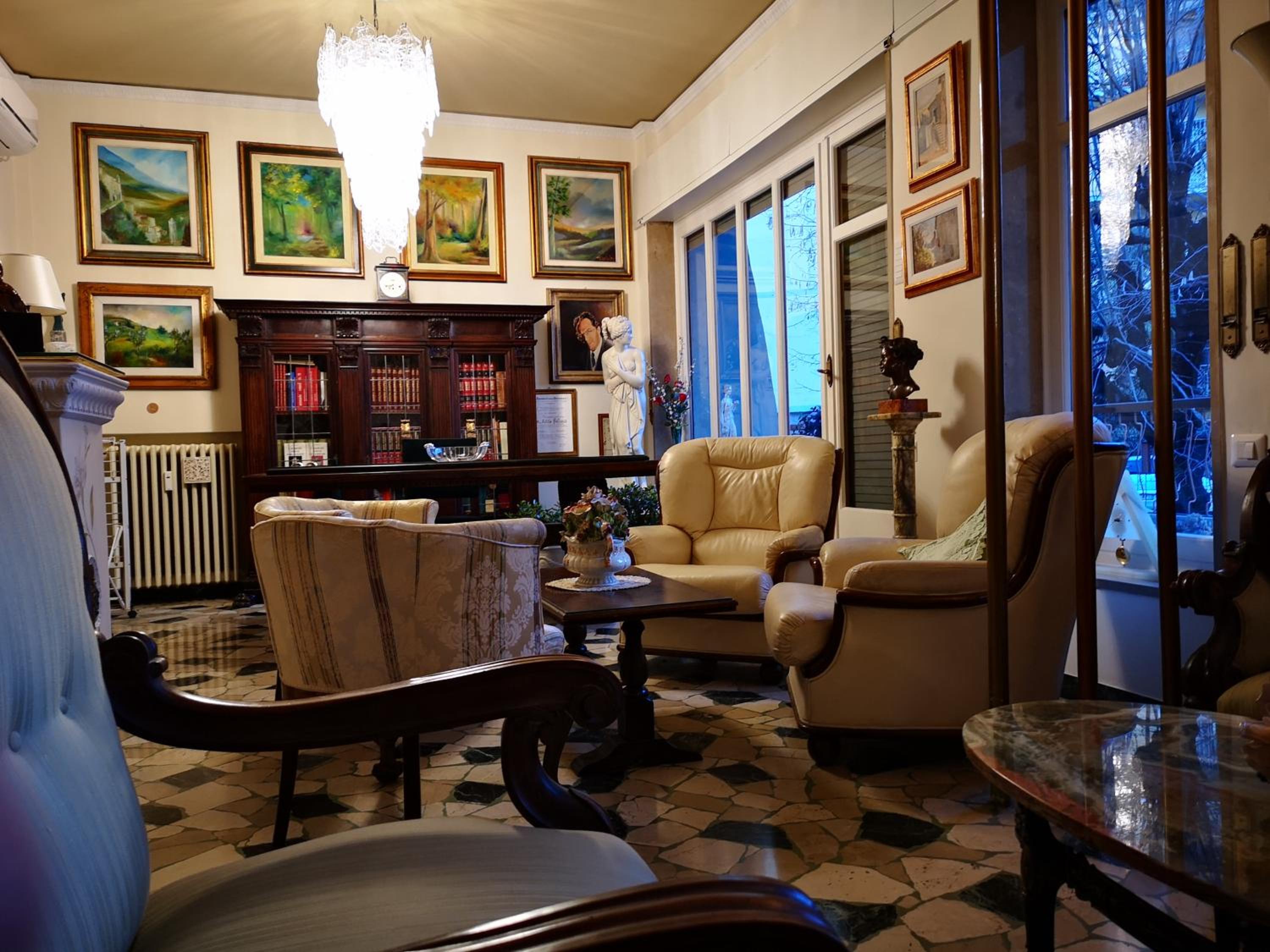 lounge
