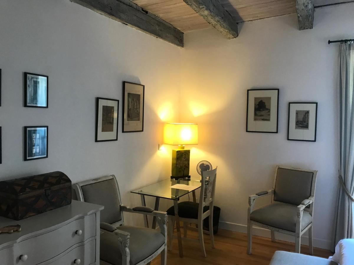 Manoir de Rieuzal view 4