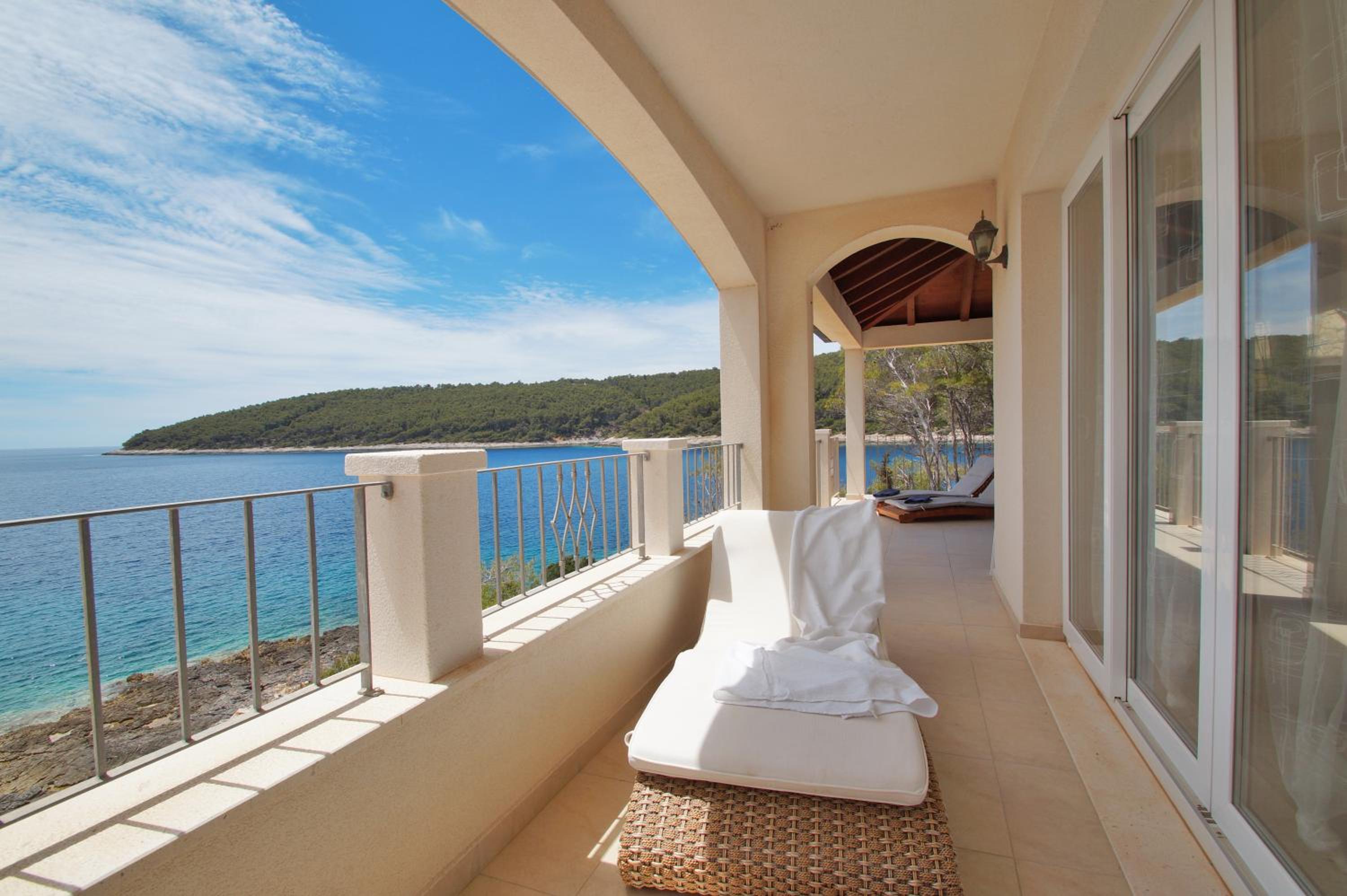 Villa Putto view 4