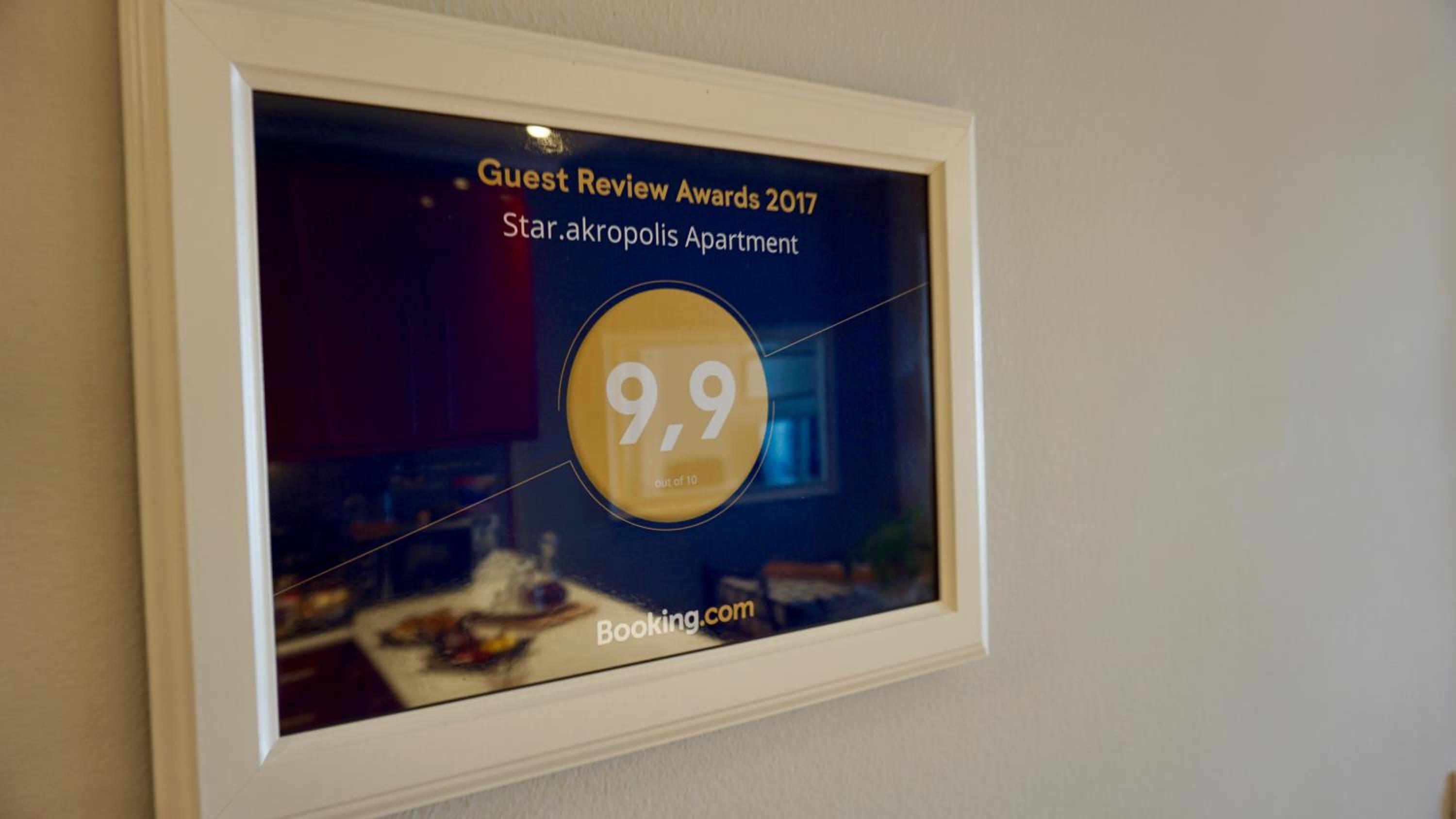Star Acropolis Apartment