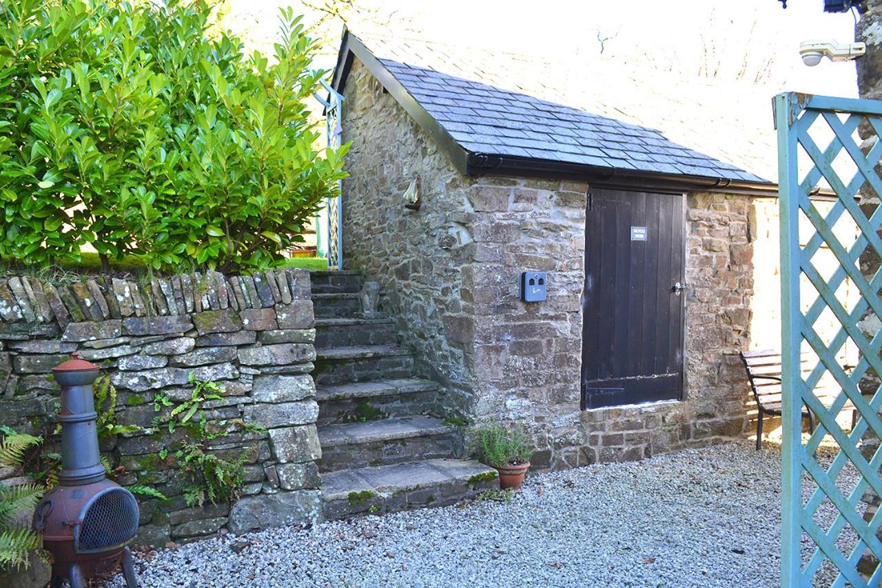 Petrock Holiday Cottages view 3