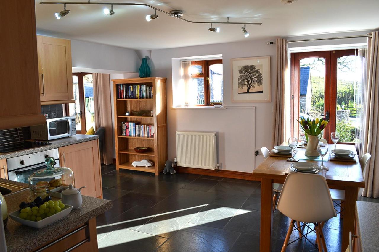 Petrock Holiday Cottages view 4