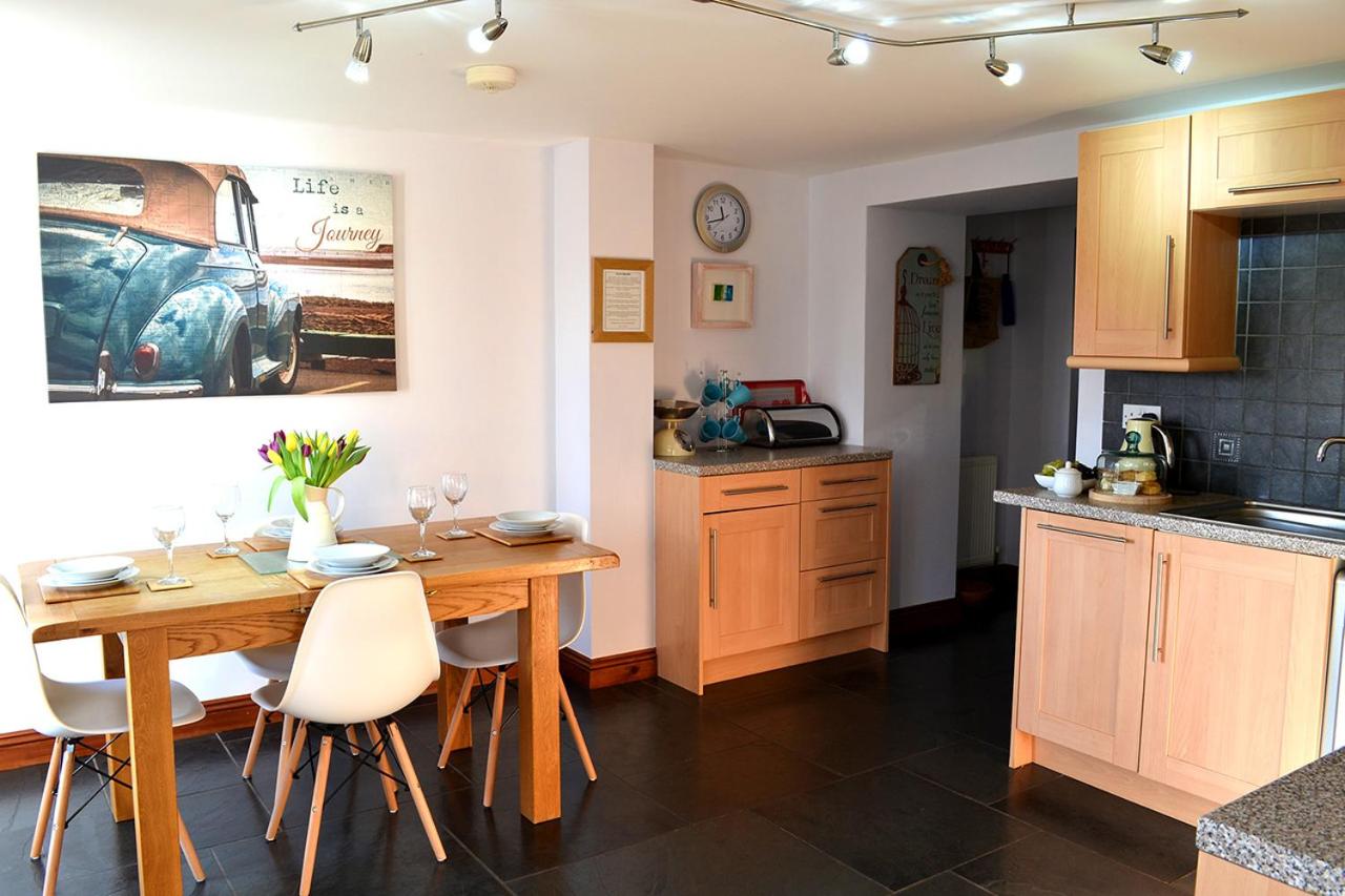 Petrock Holiday Cottages view 5