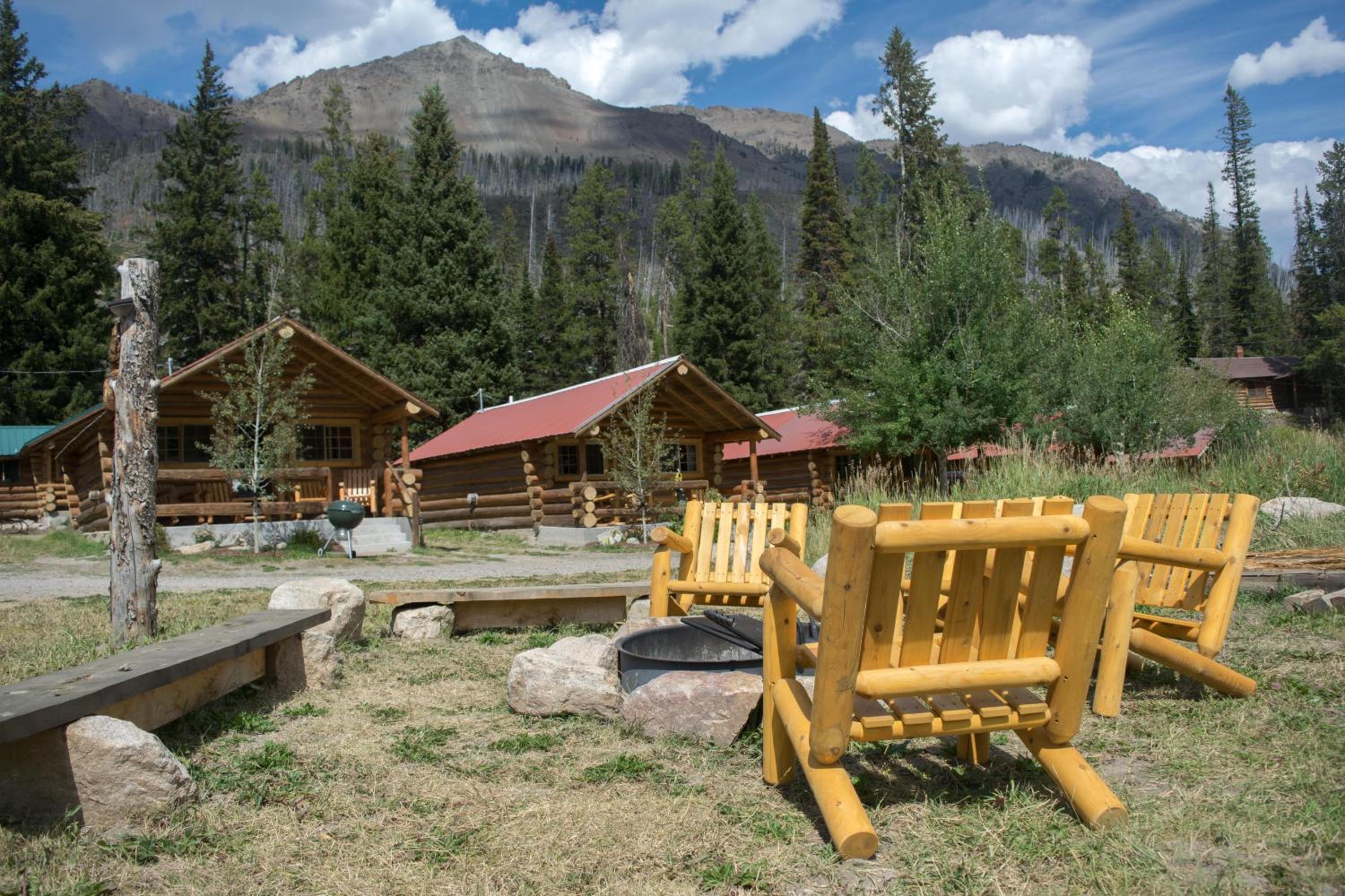 Silver Gate Lodging view 4