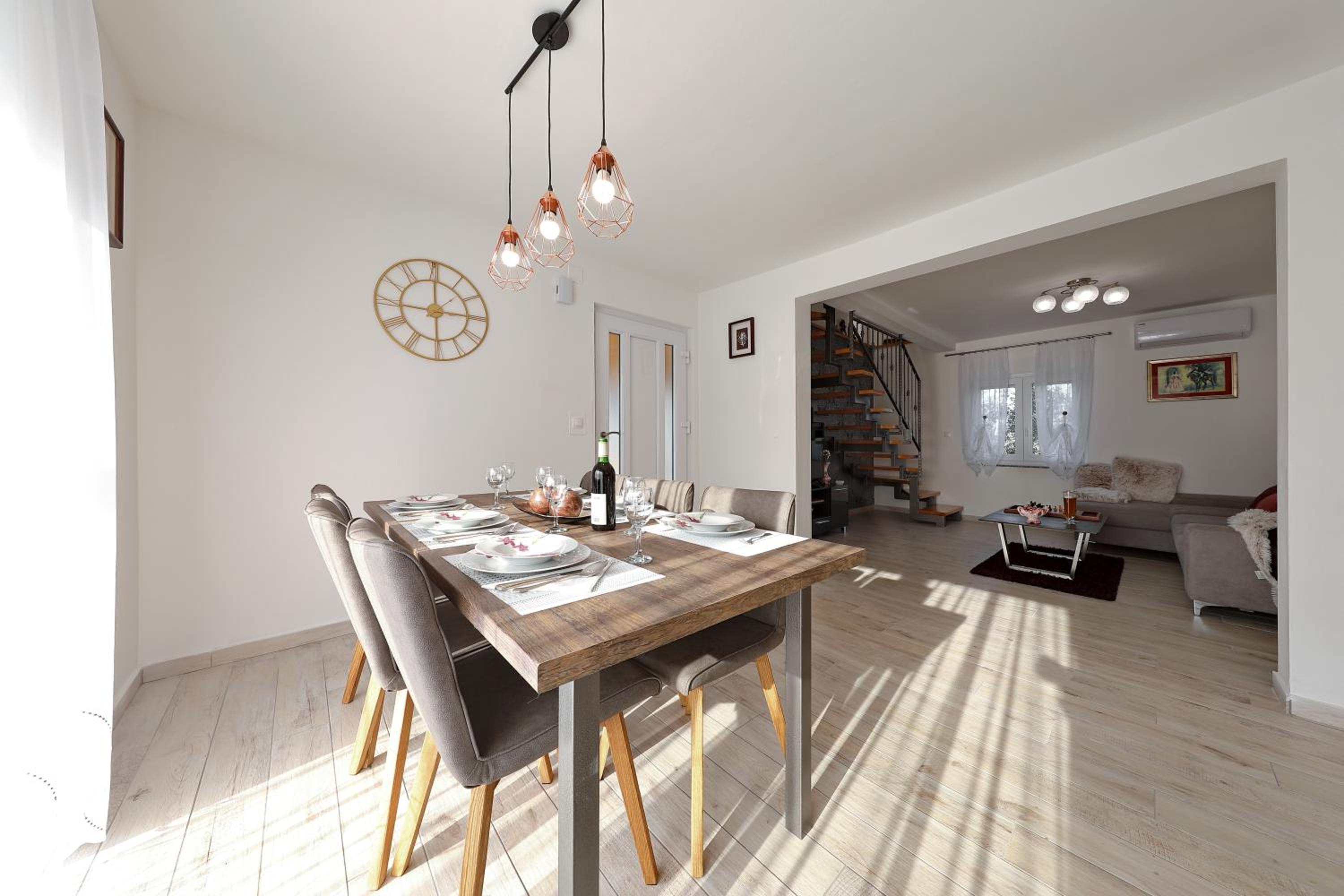 Holiday Home Hrast view 4