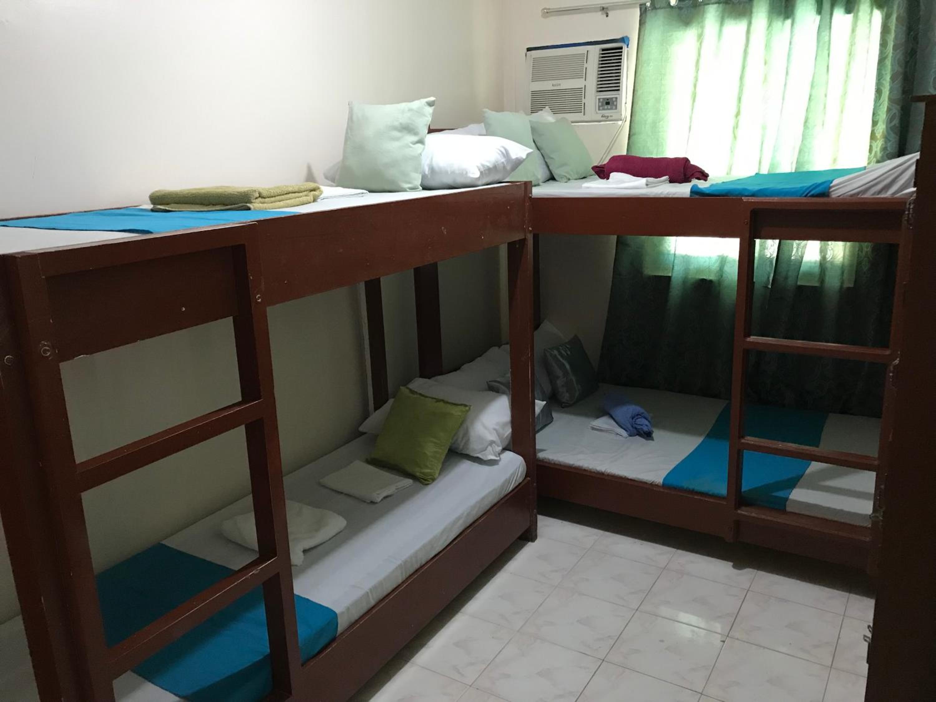 Wendy's Apartelle