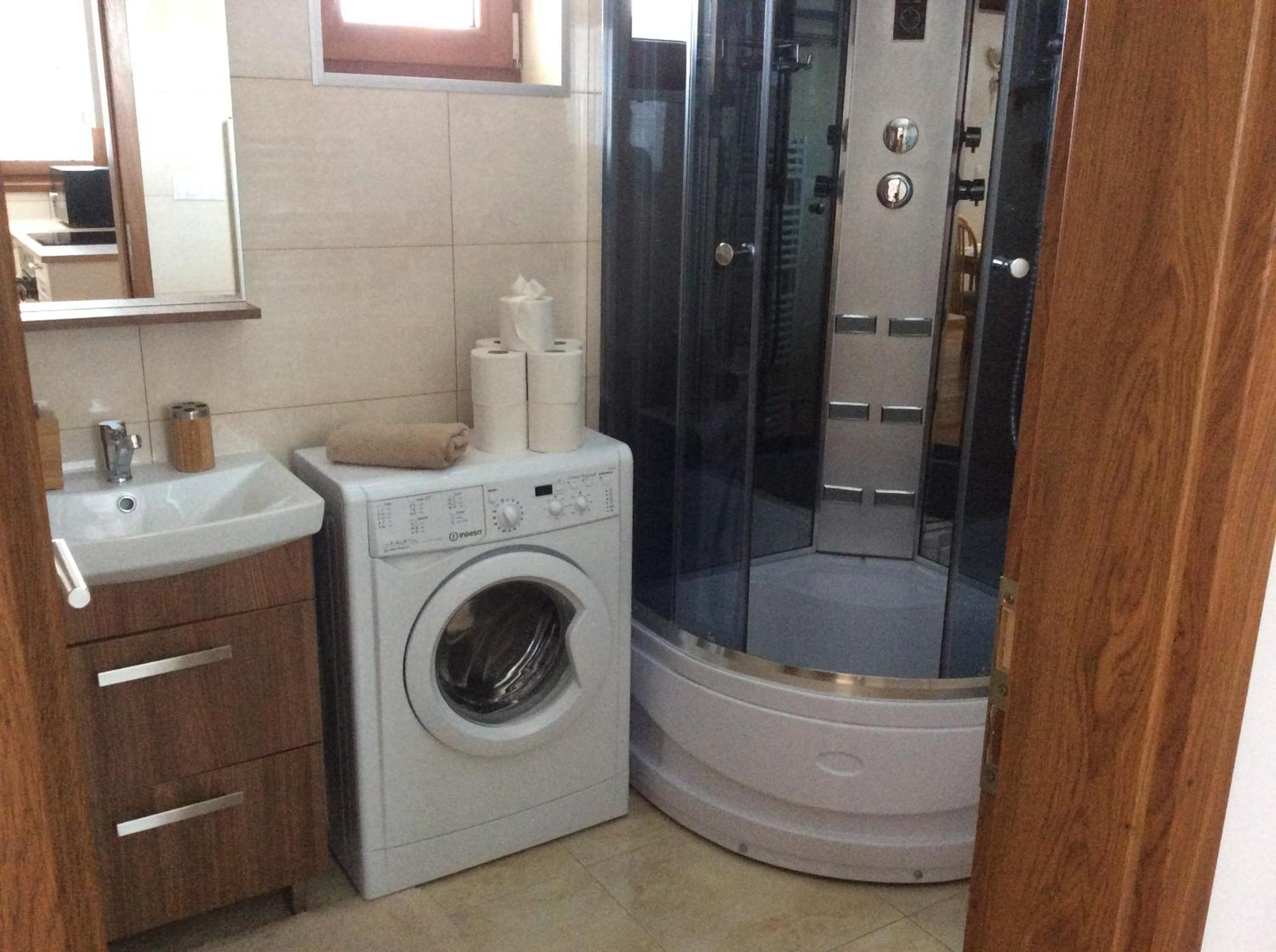 Photo 29