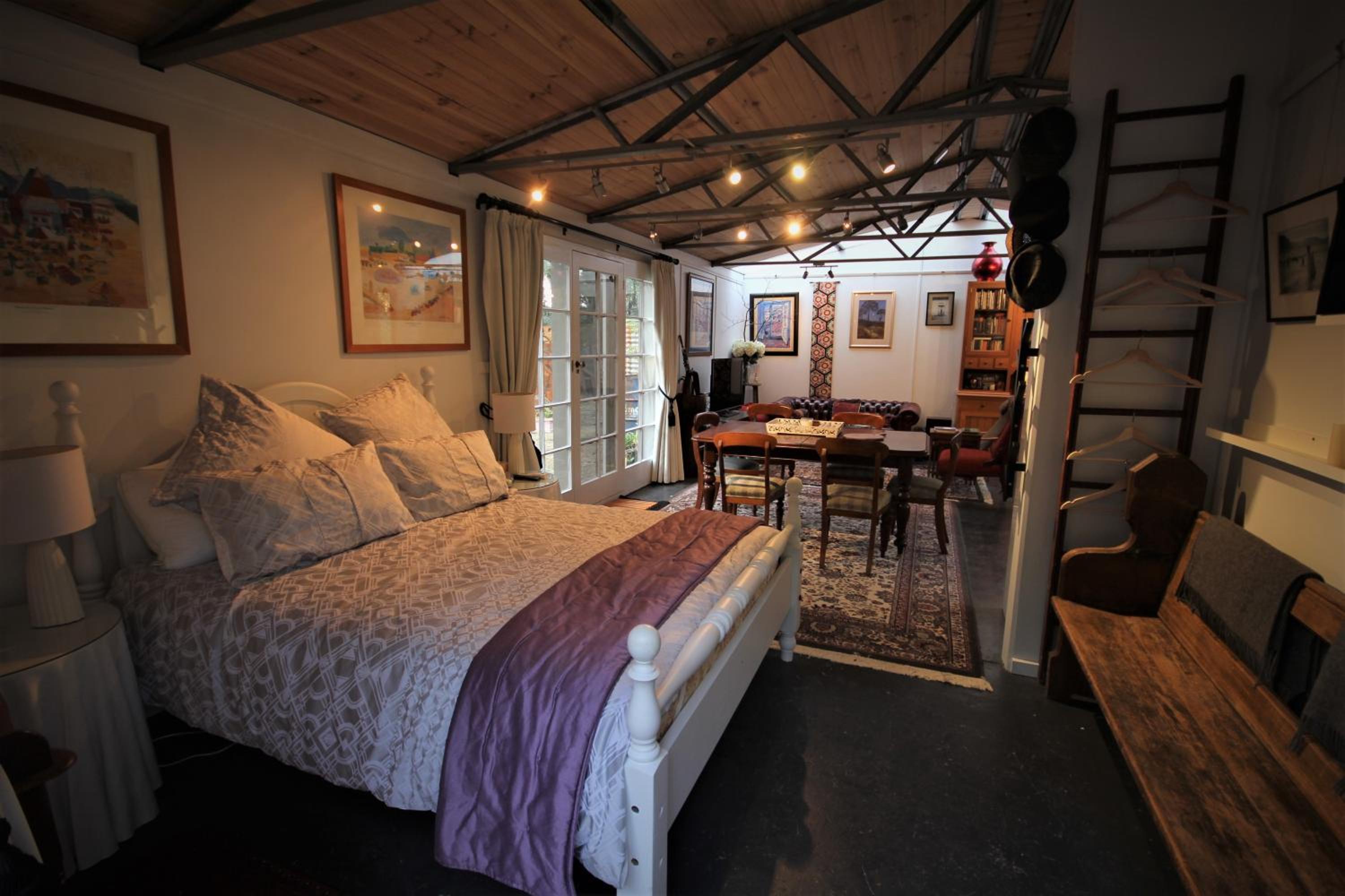 Lily's Farm Studio view 4
