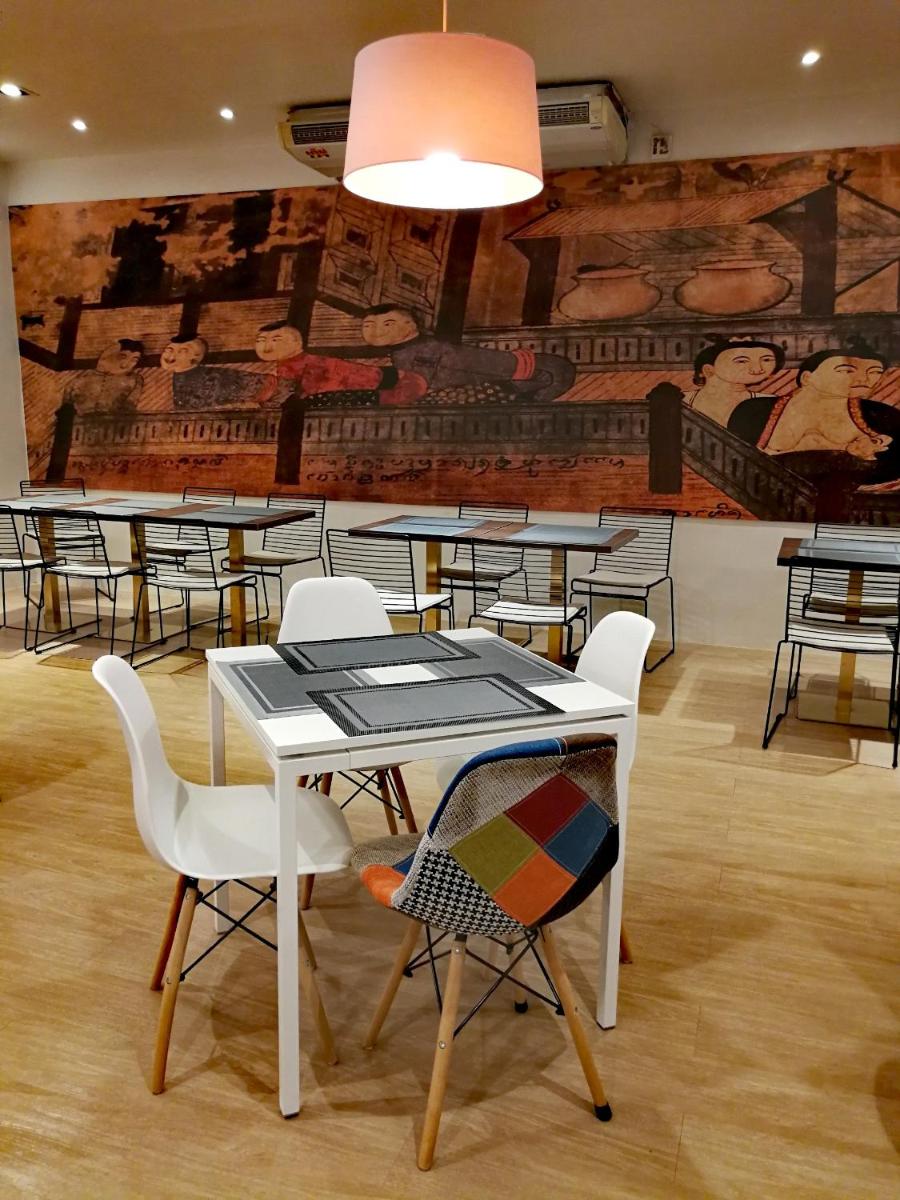restaurant