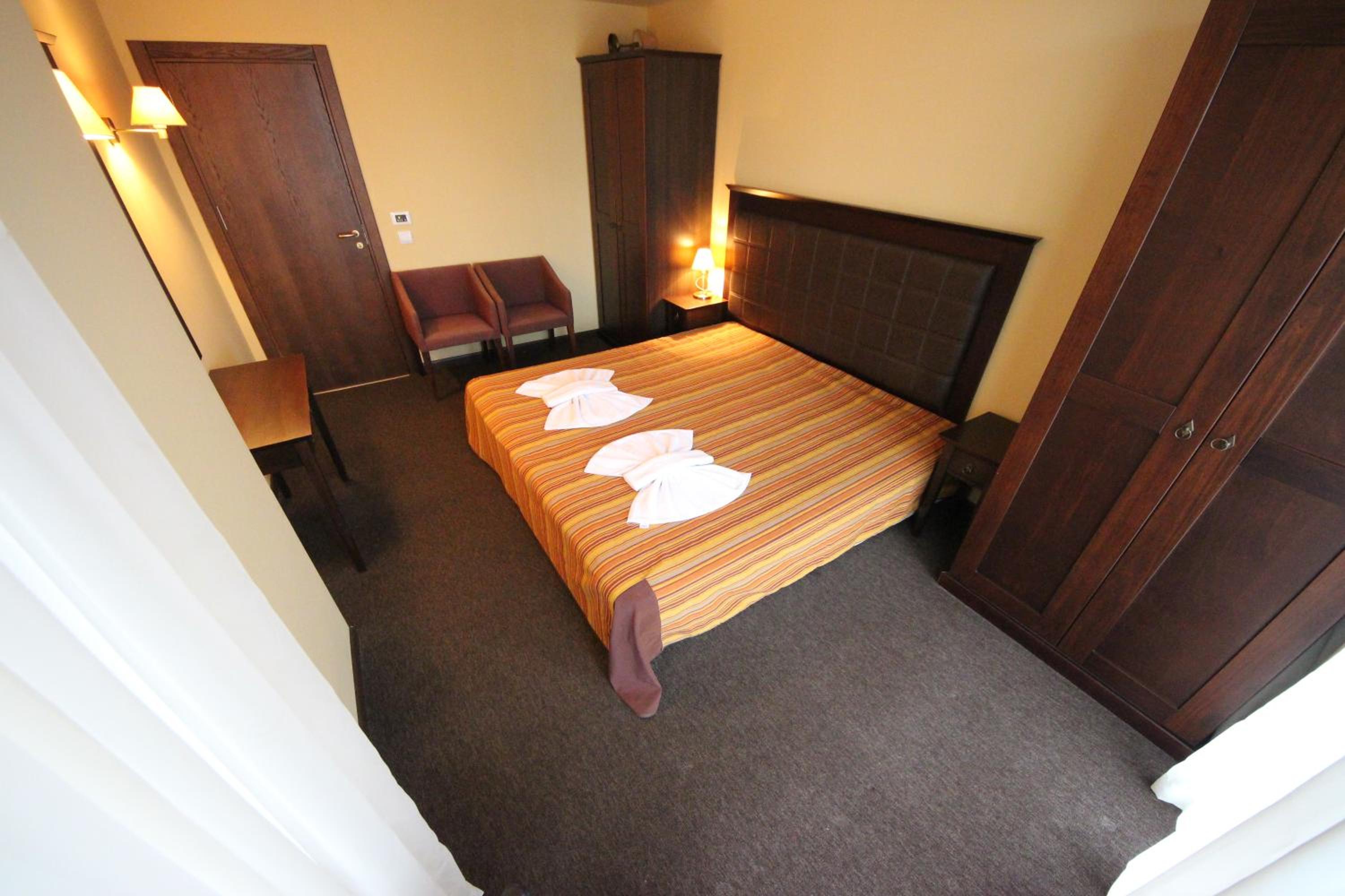 Menada Apartments in Royal Beach