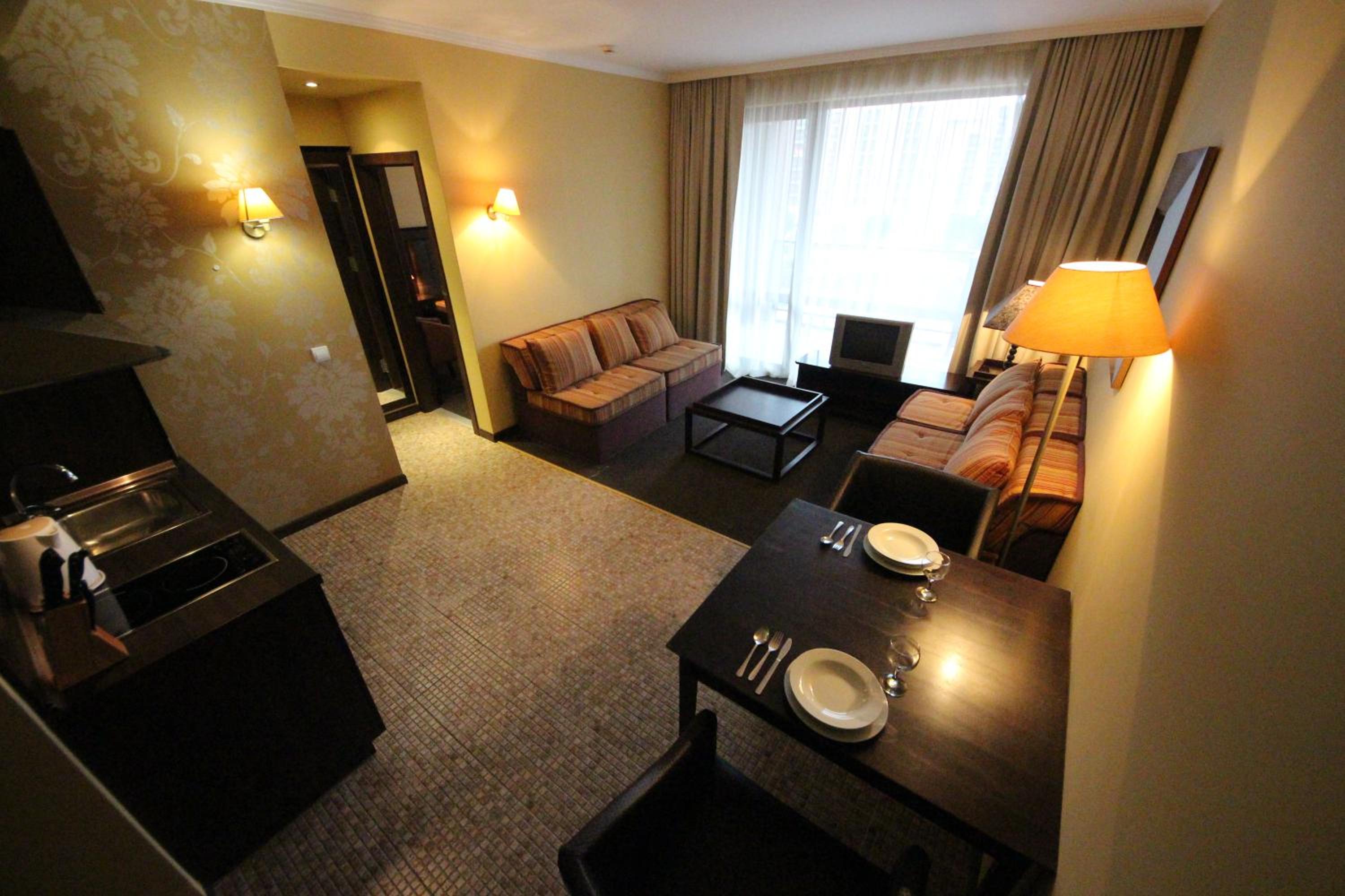 Menada Apartments in Royal Beach