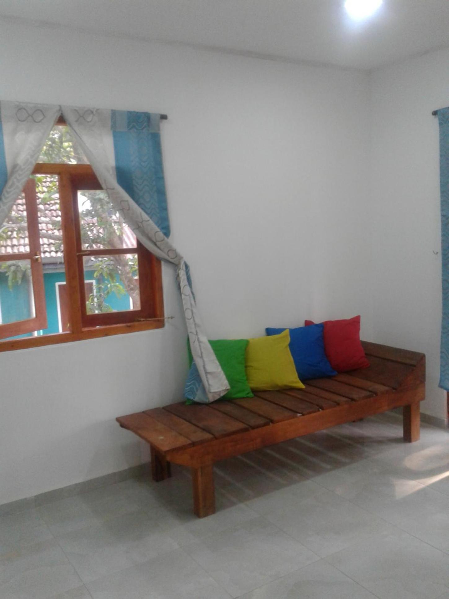 Rivi Sanda Villa & Apartment Hikkaduwa