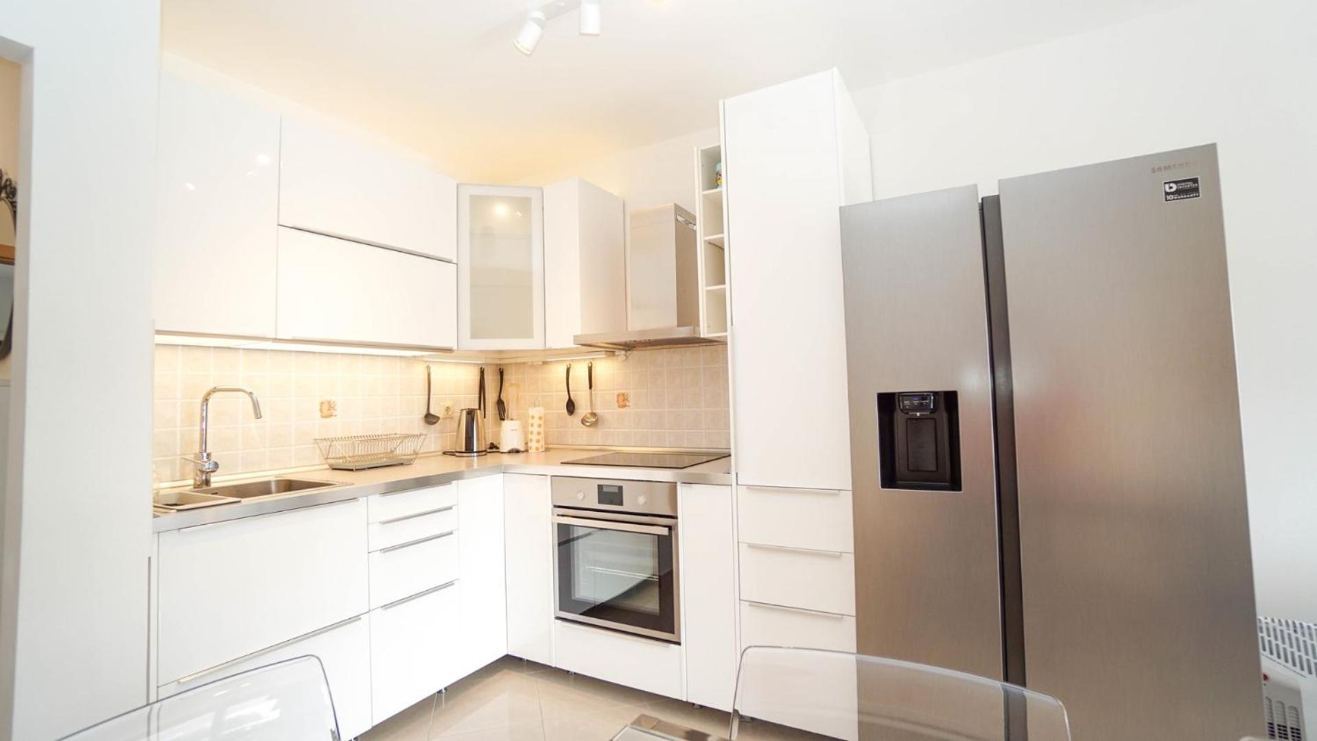 Apartment Sandy Beach Zambrattia