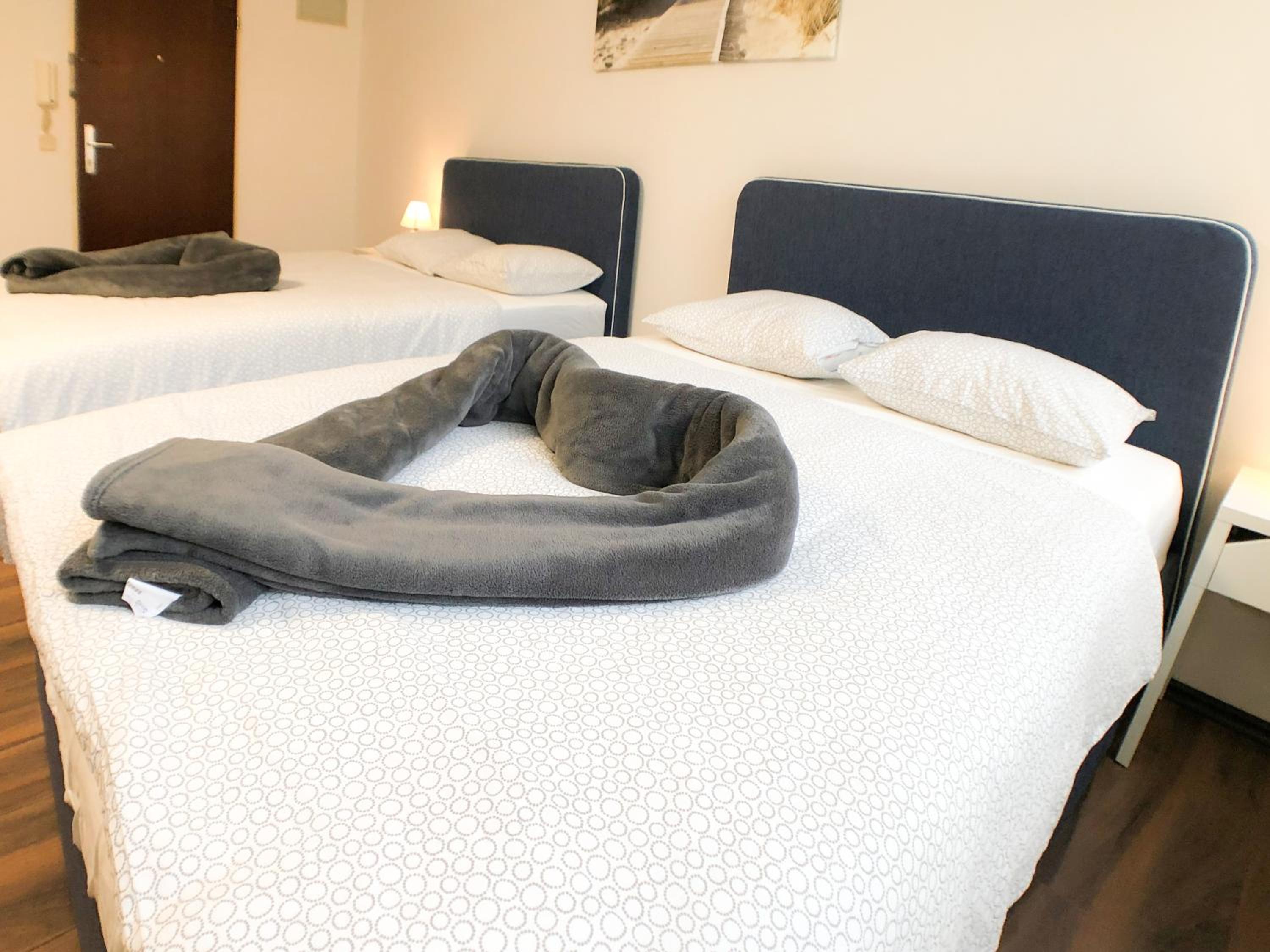 VIPs Apartments