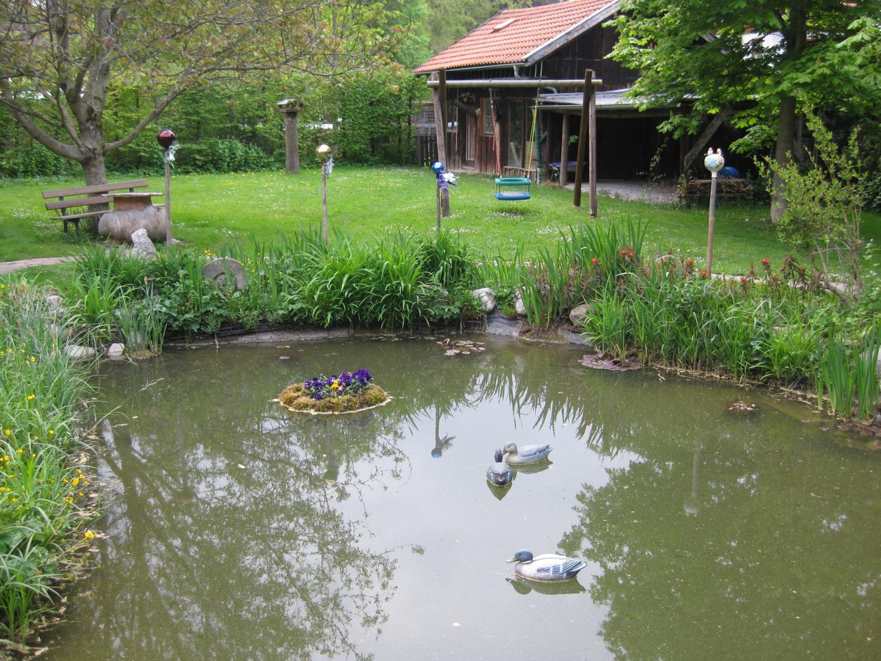 Suzanne's B&B & Gardens