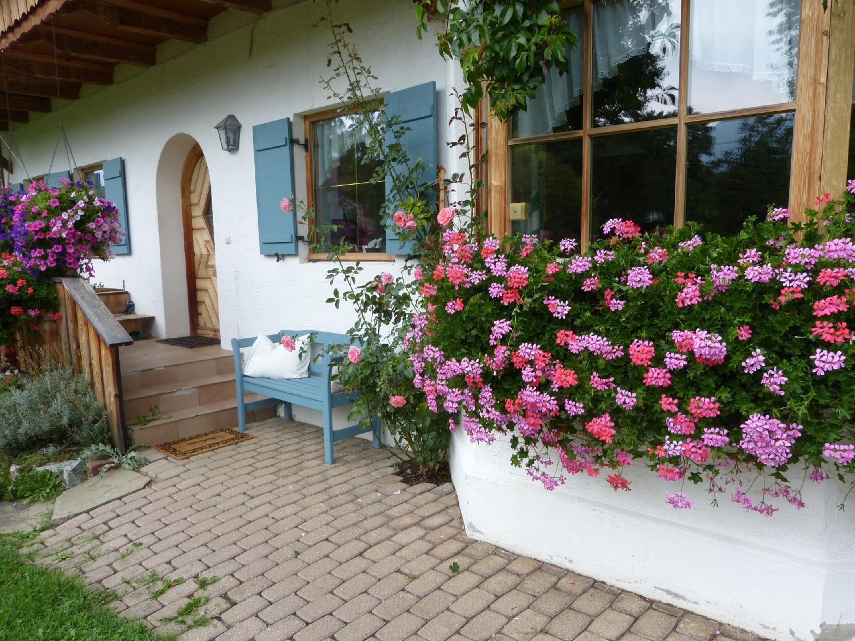 Suzanne's B&B & Gardens