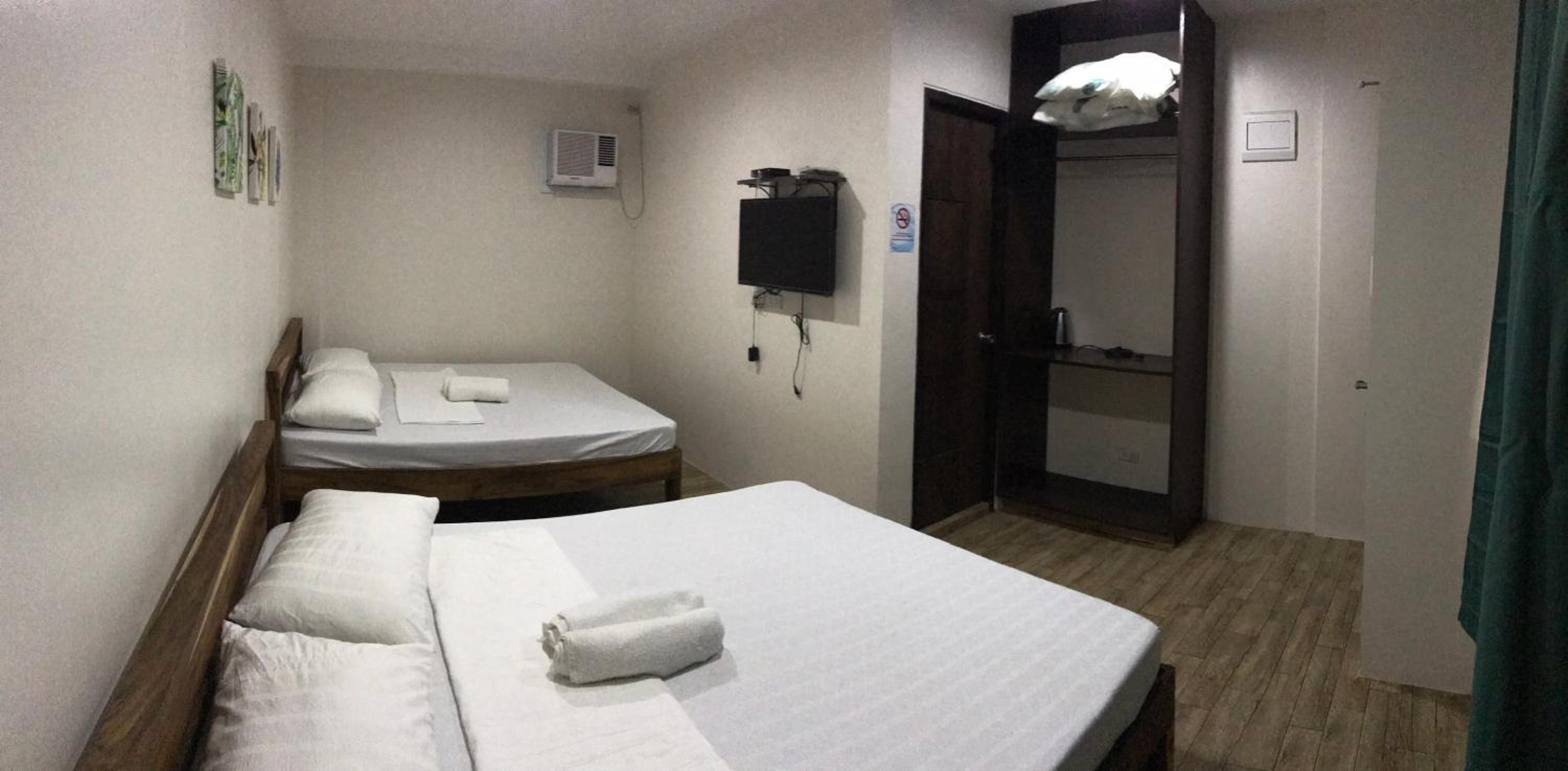 Seabreeze Beach Lodge