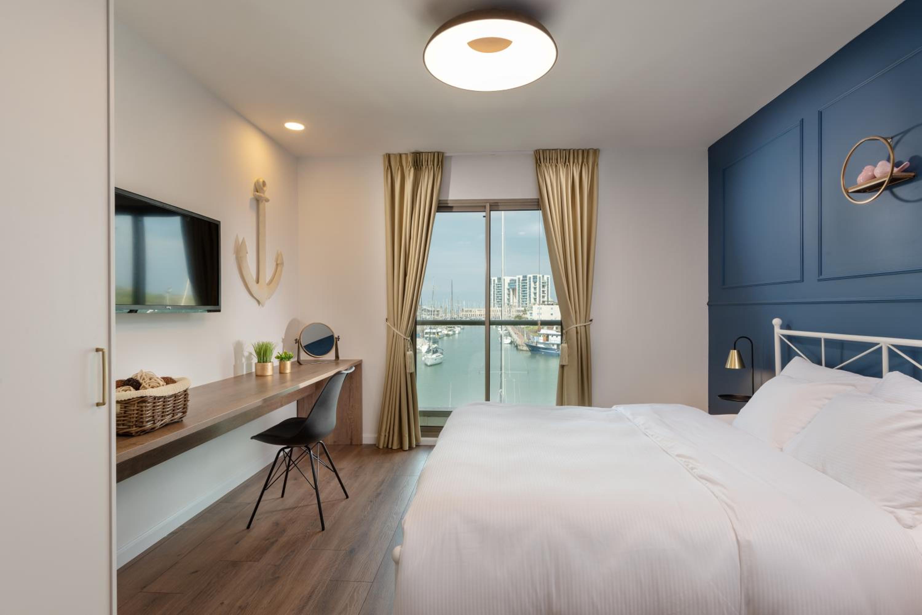 Herzliya Marina Lagoon Apartment view 4
