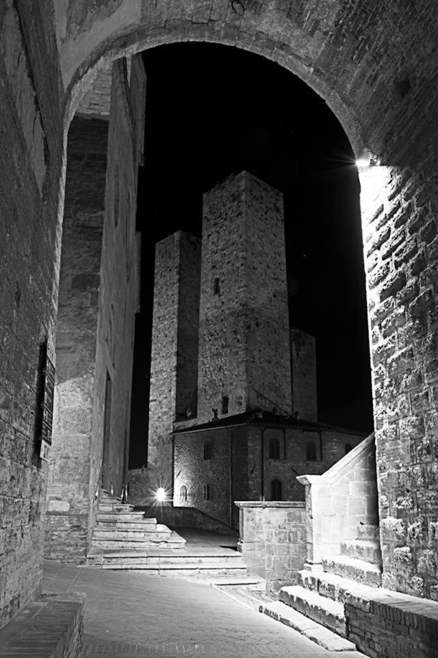 La Torre Nomipesciolini view 5