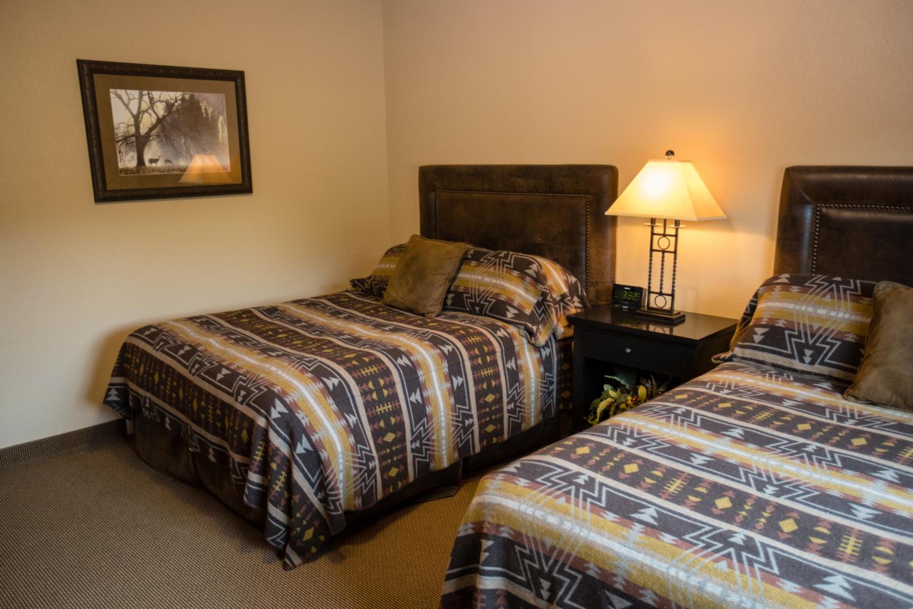 Lewis & Clark Resort
